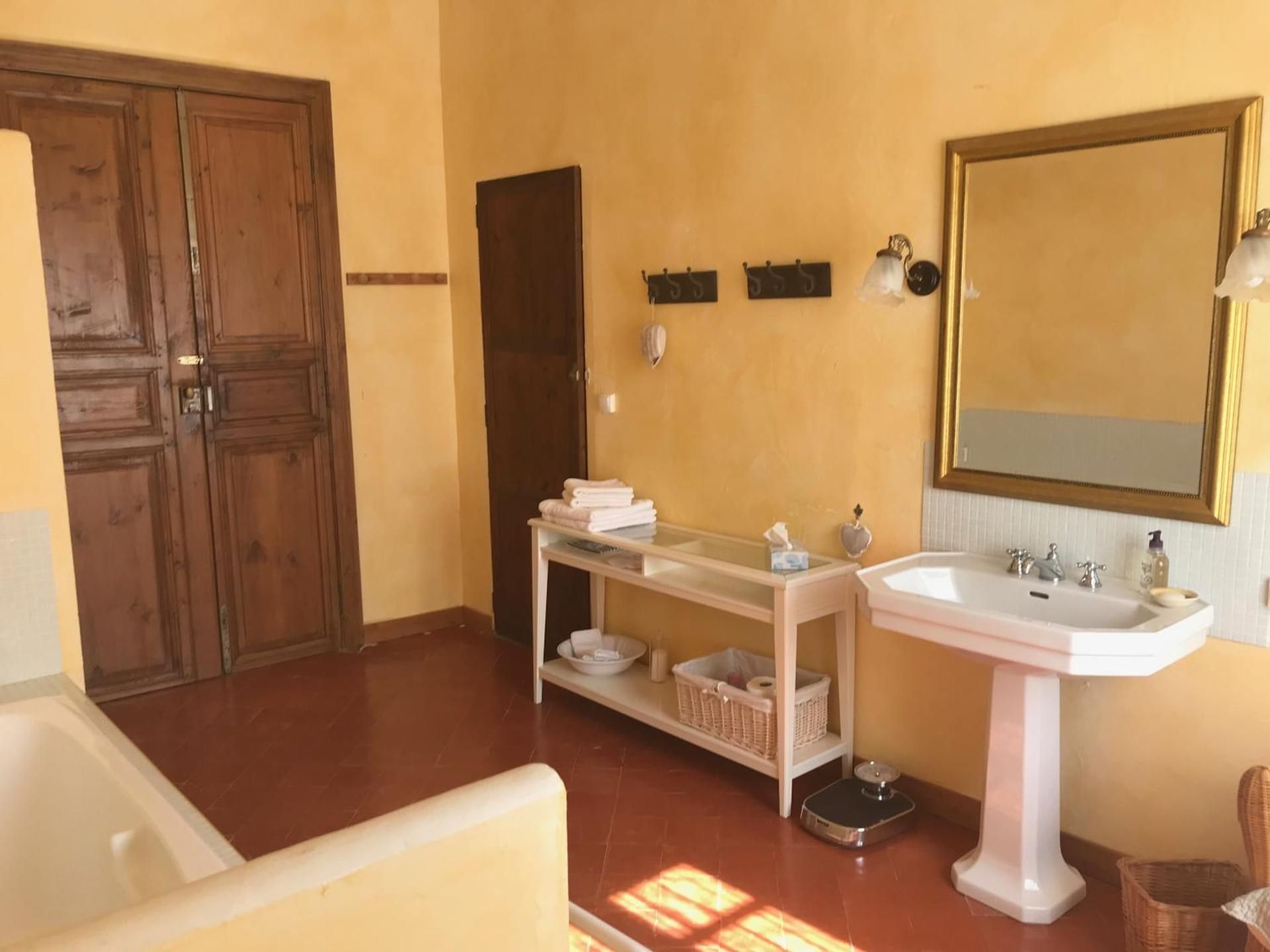Deluxe Double Room with Bath