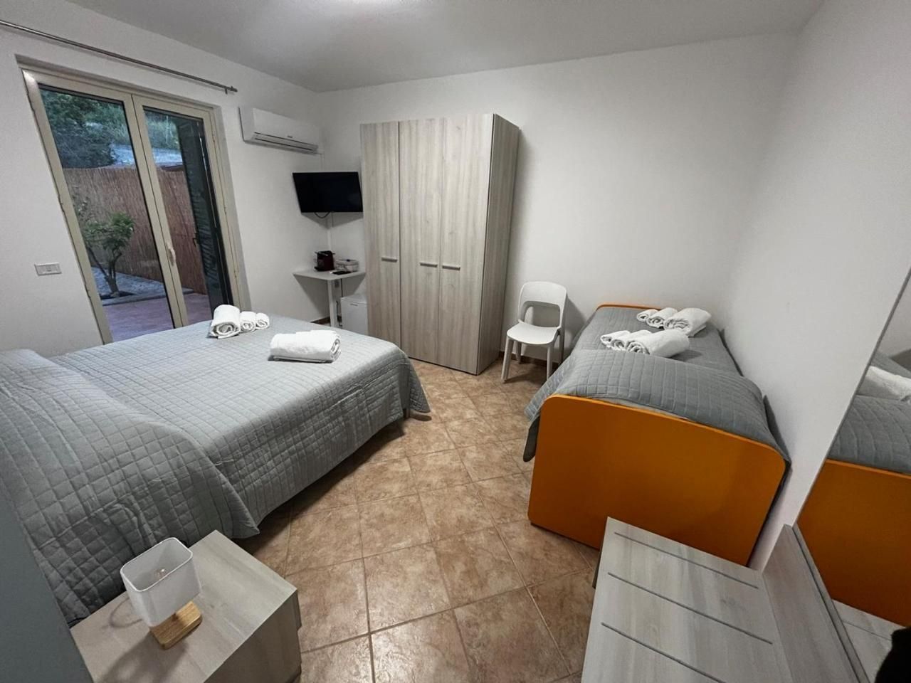 Quadruple Room with Bath