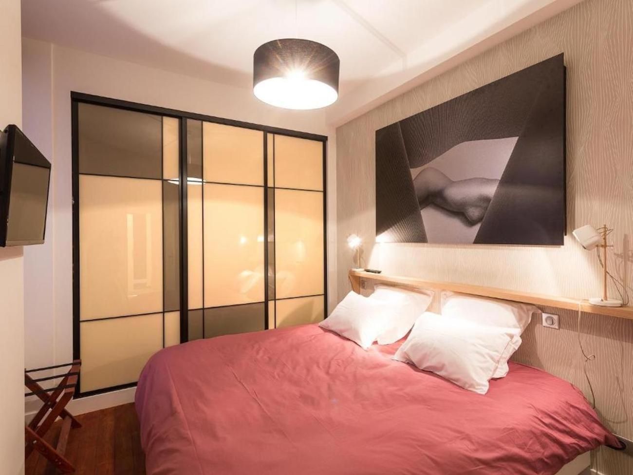 Deluxe Apartment 2