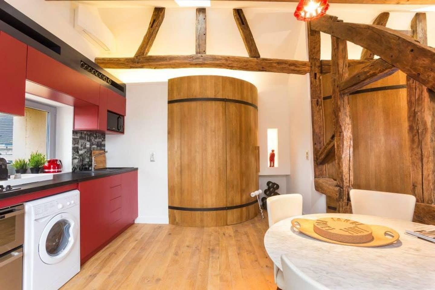 Apartment-Deluxe-Ensuite with Shower-City View-Chambertin