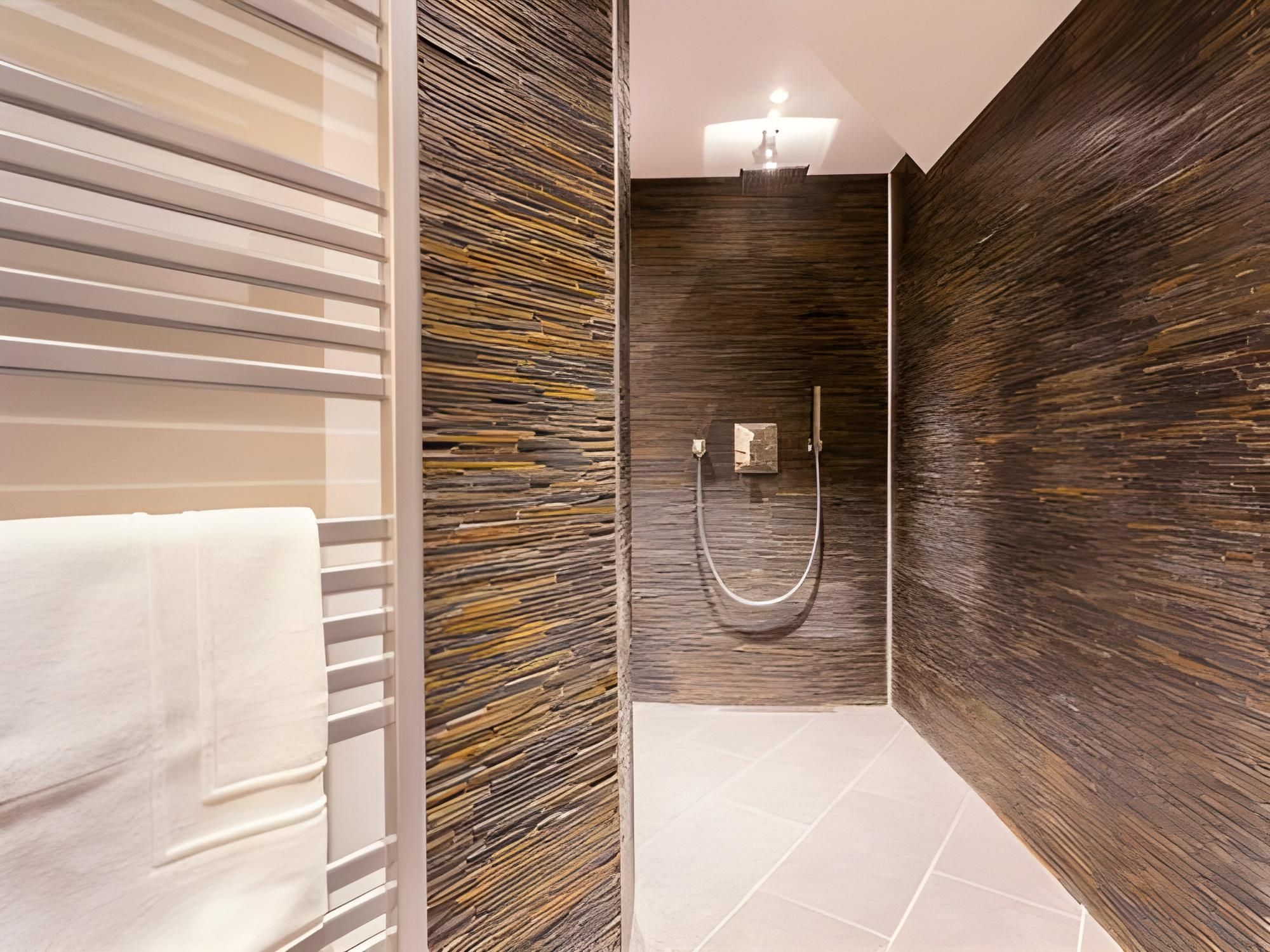 Apartment-Deluxe-Ensuite with Shower-City View-Moutarde