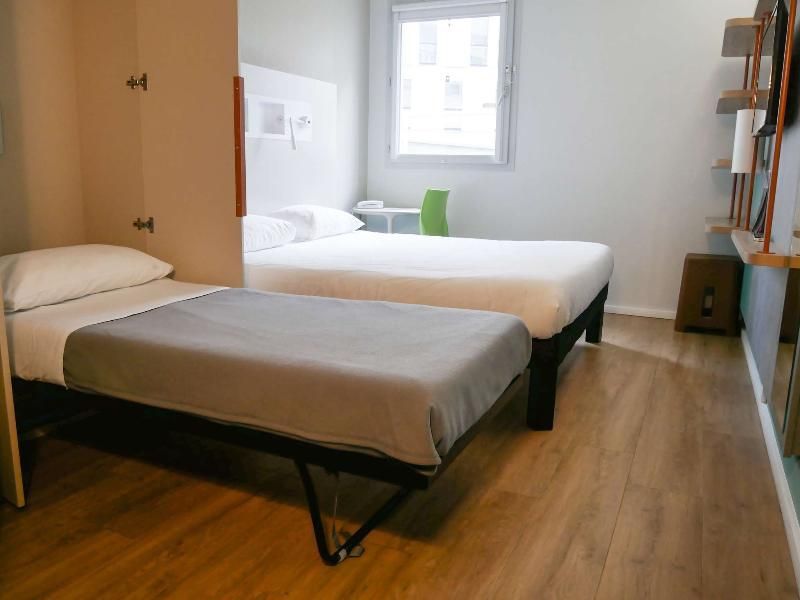 Triple - Room with a large bed and a pull-out bed