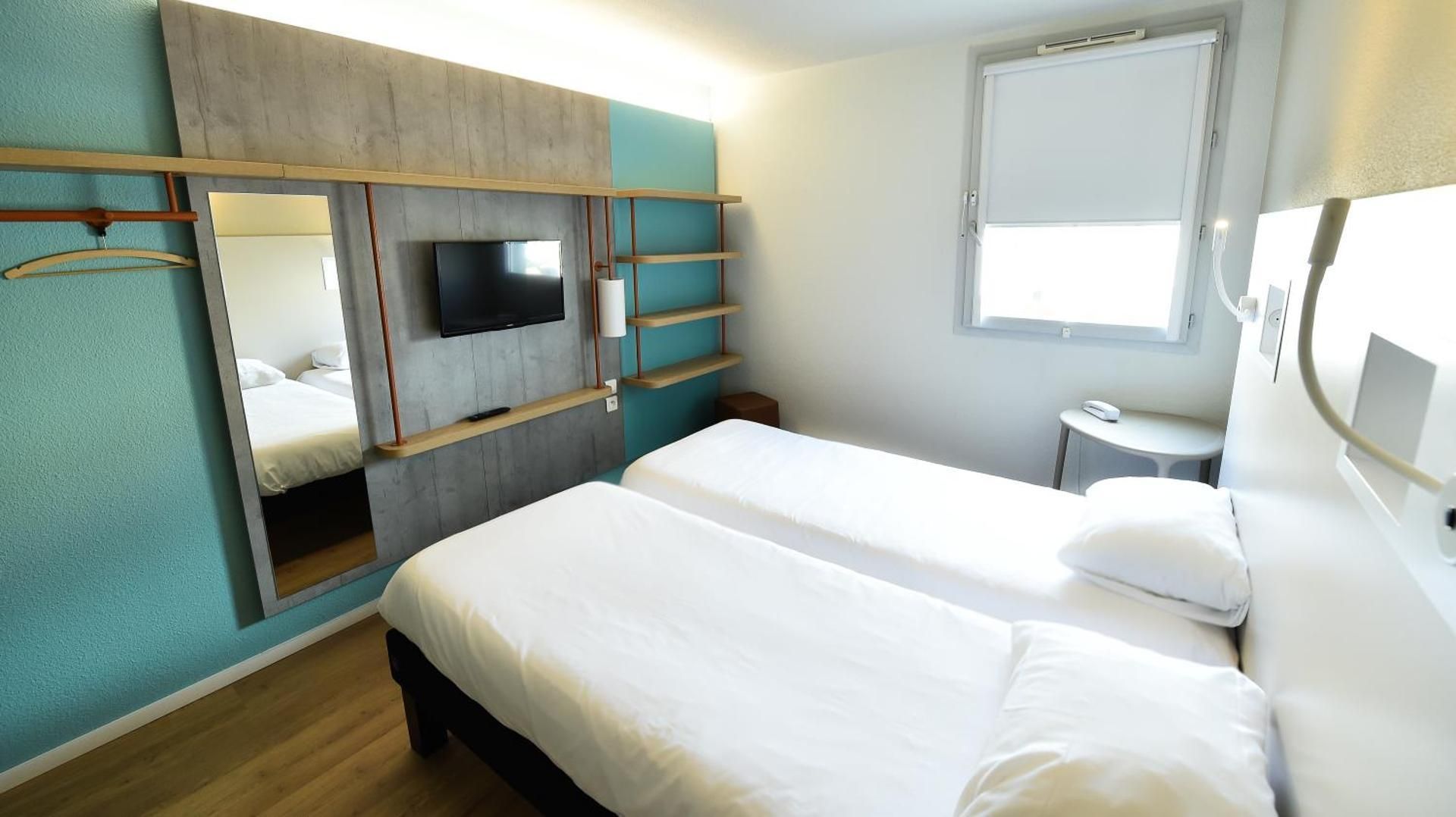 Twin - Room With Twin Beds