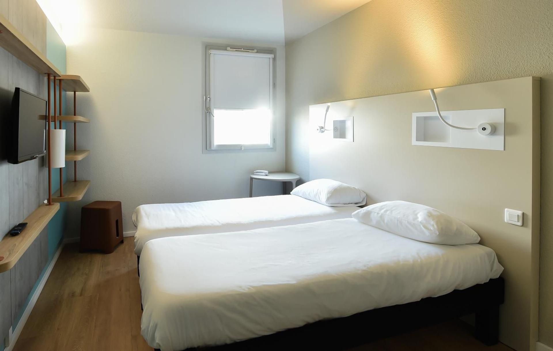 Twin - Room With Twin Beds