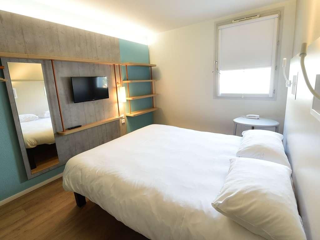 Double - Room With A Large Bed For 2 People