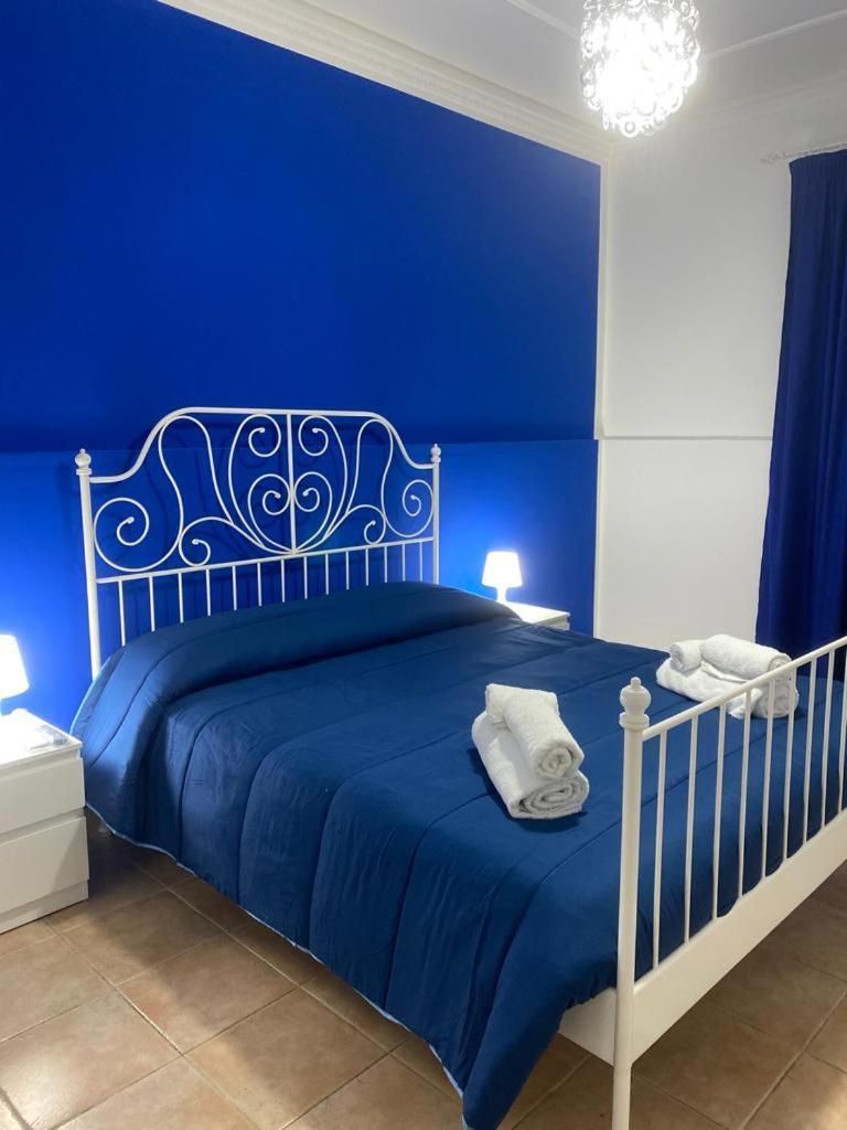 Twin Room with Shared Bathroom