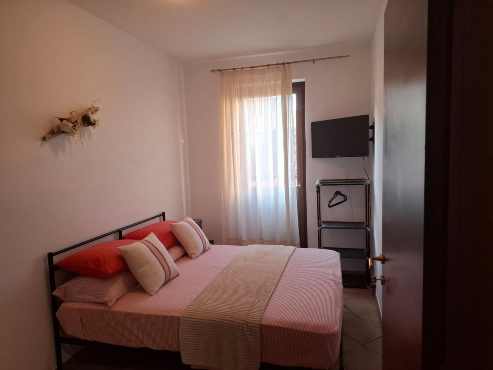 Double Room with Shared Toilet