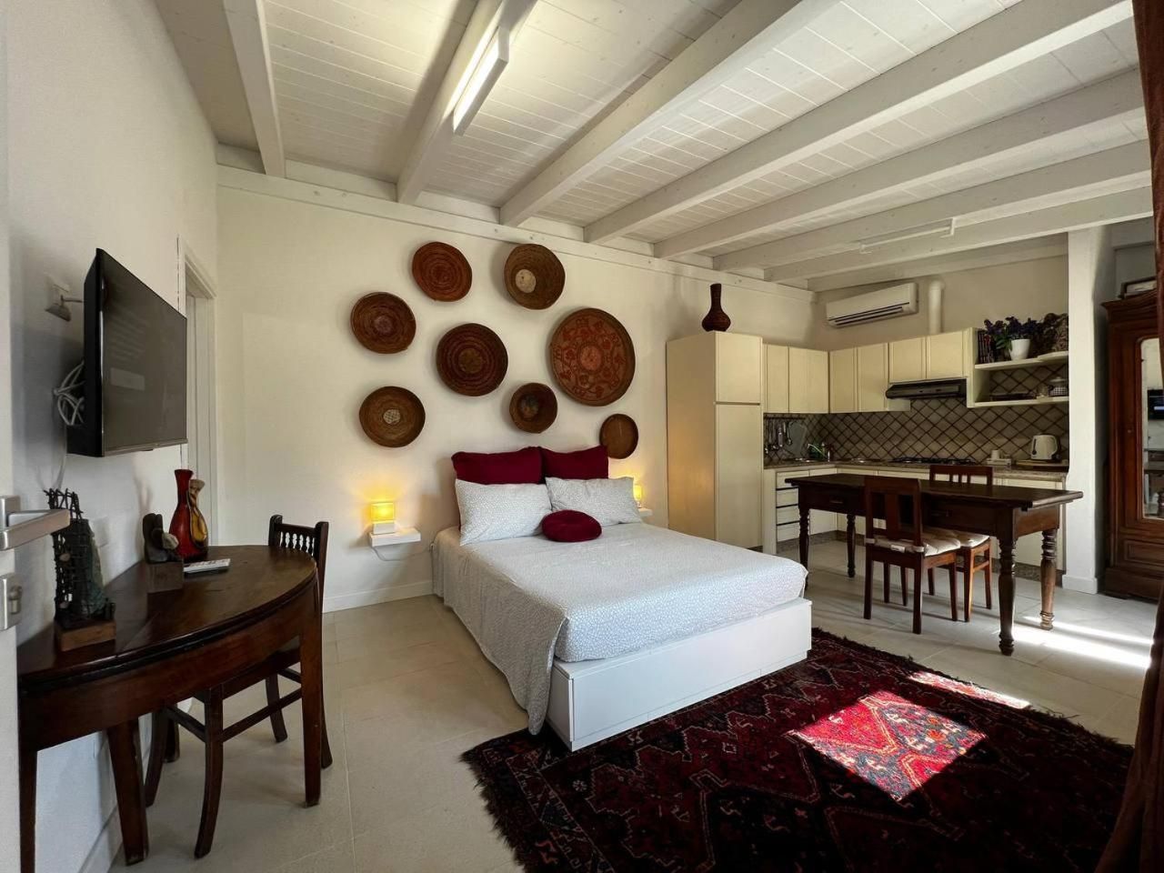 One-Bedroom Apartment with Garden