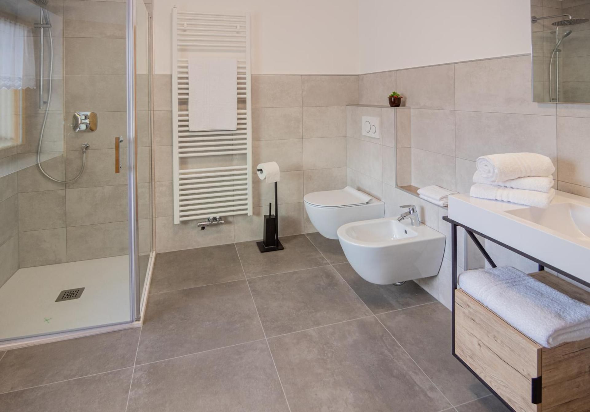 Comfort Triple Room