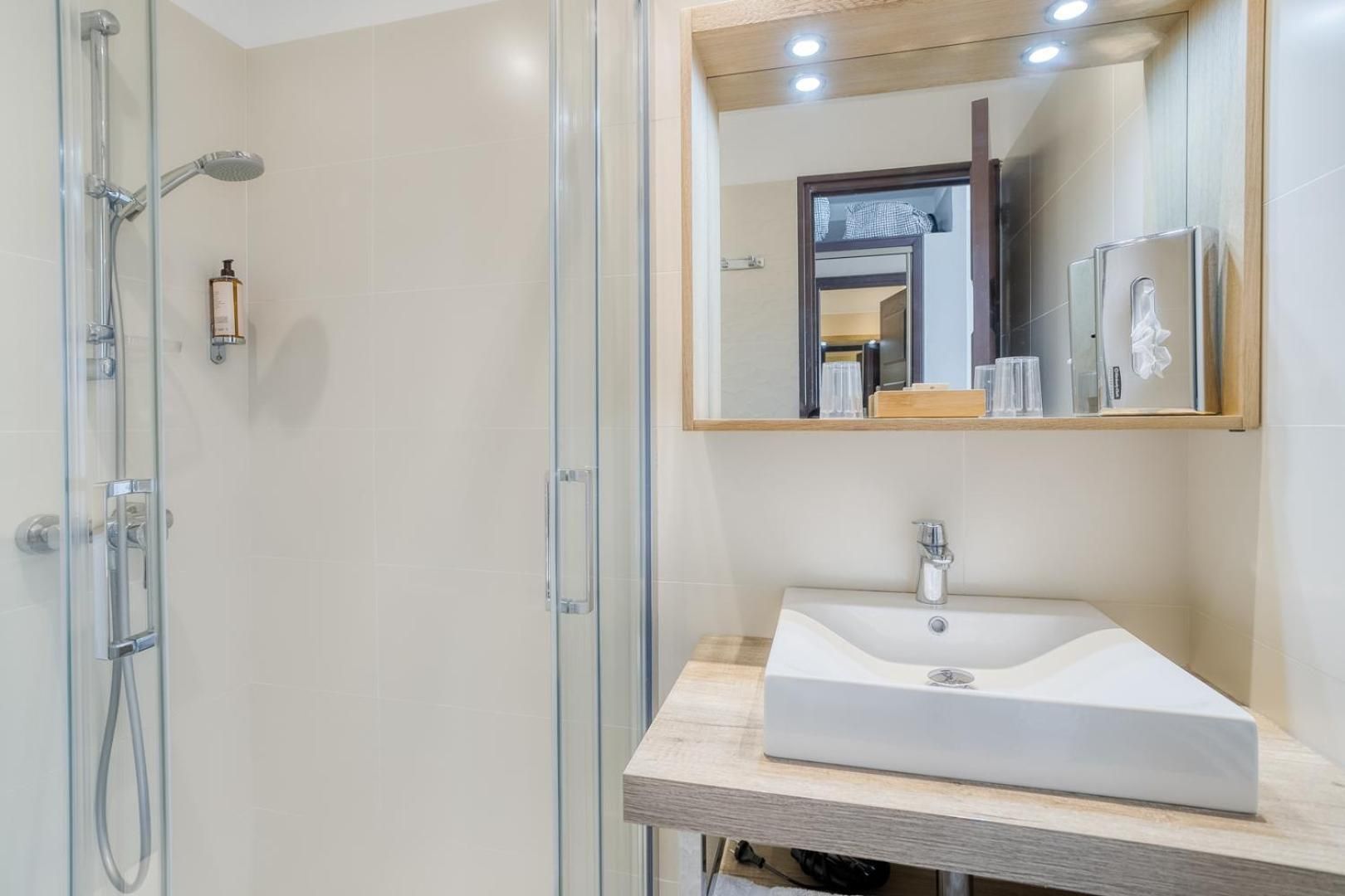 Twin Room with Sea View