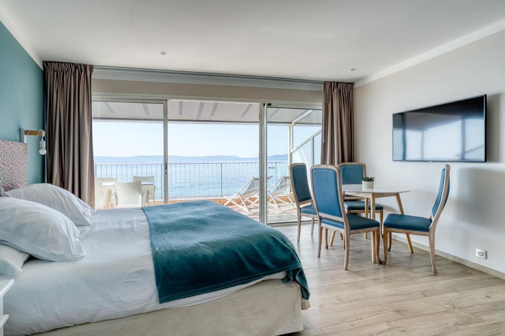 Suite with Sea View