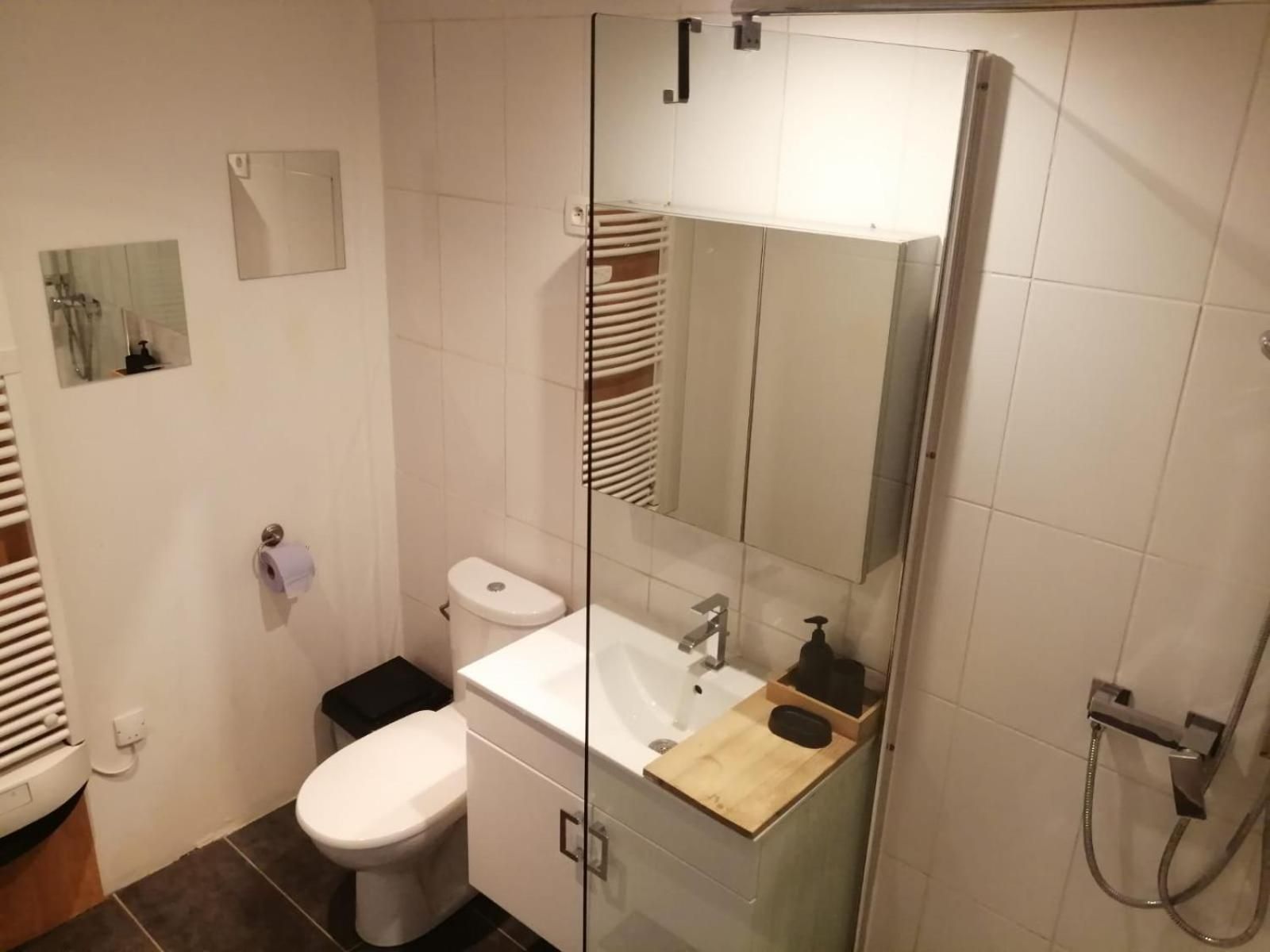 Triple Room with Private Bathroom