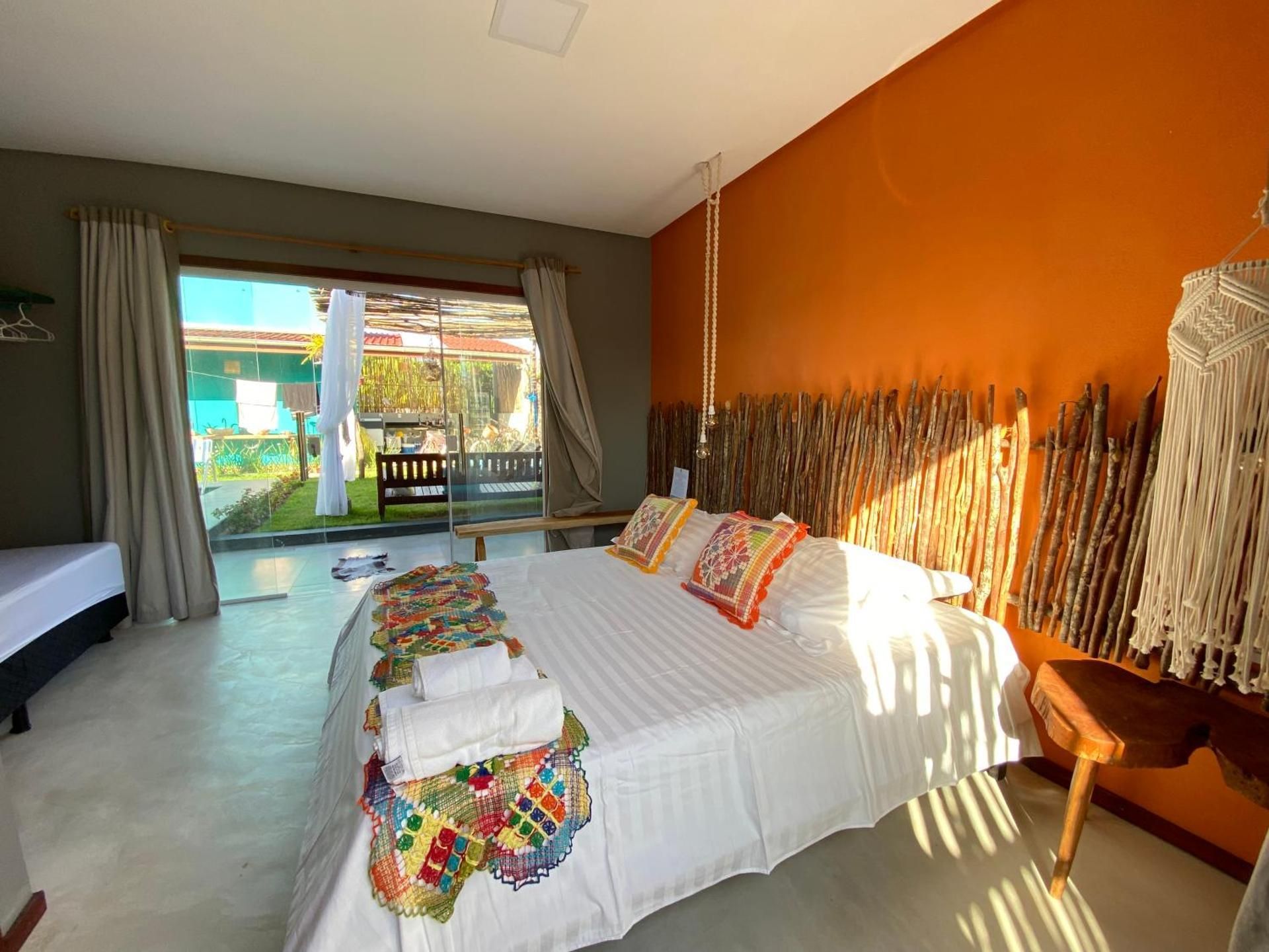Deluxe Queen Suite