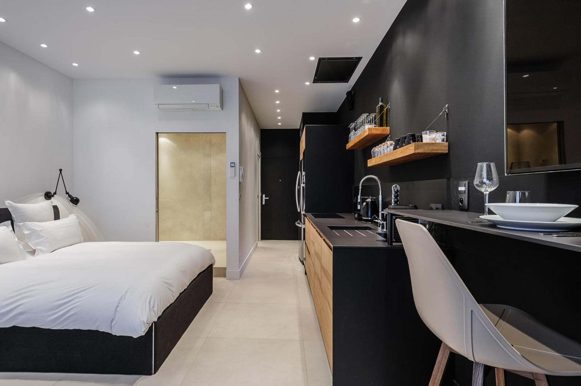 Studio-loft, Black Place