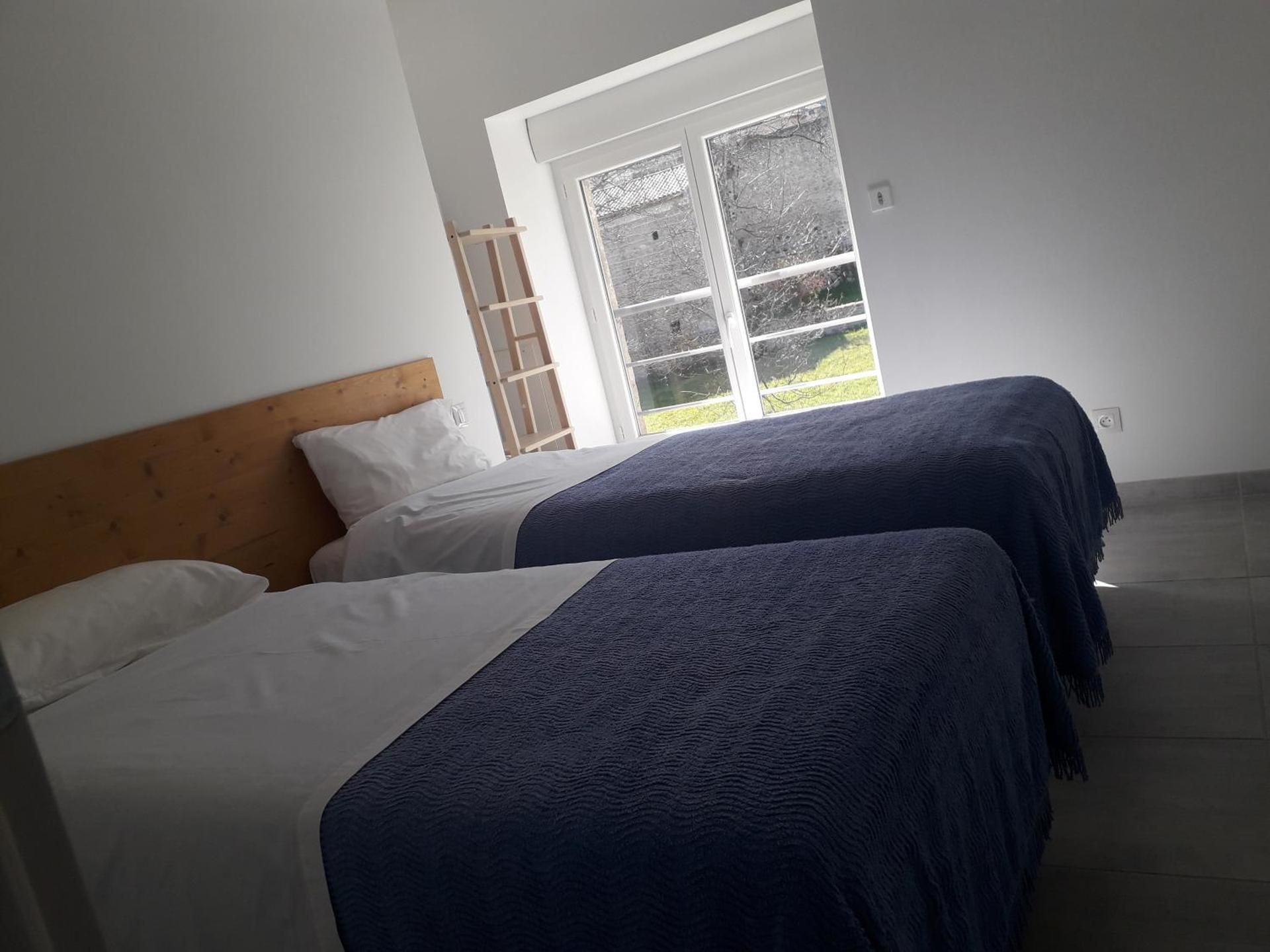 Suite with Mountain View