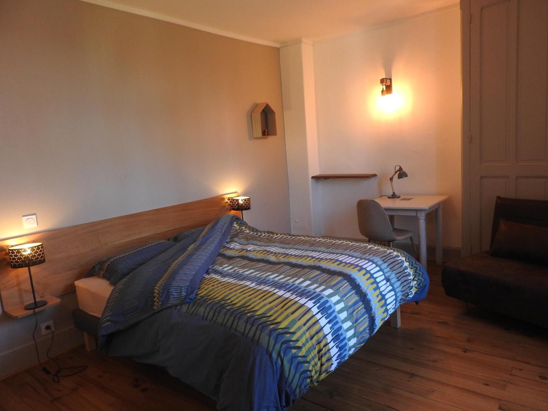 Double Room with Shared Bathroom