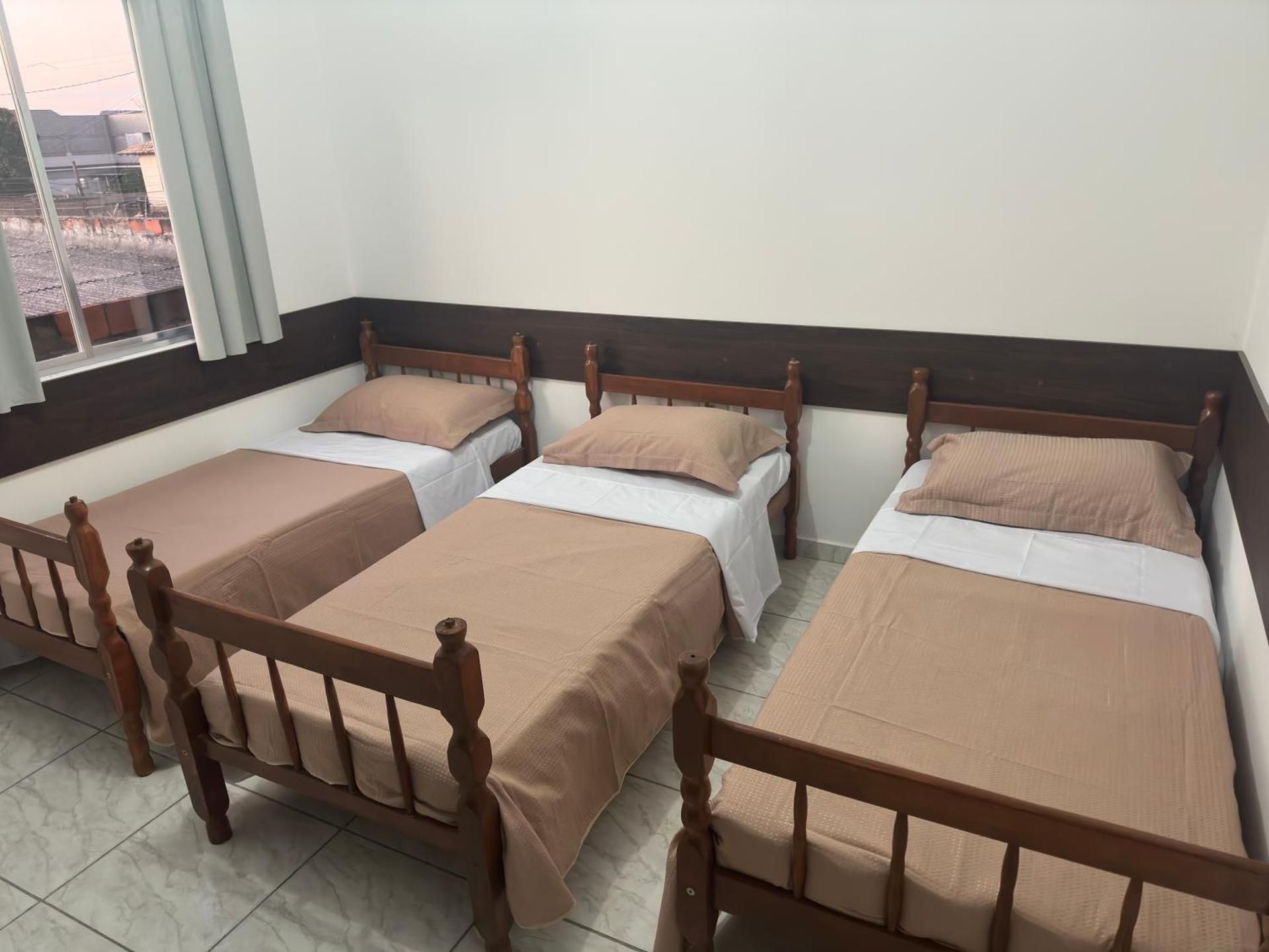Economy Triple Room