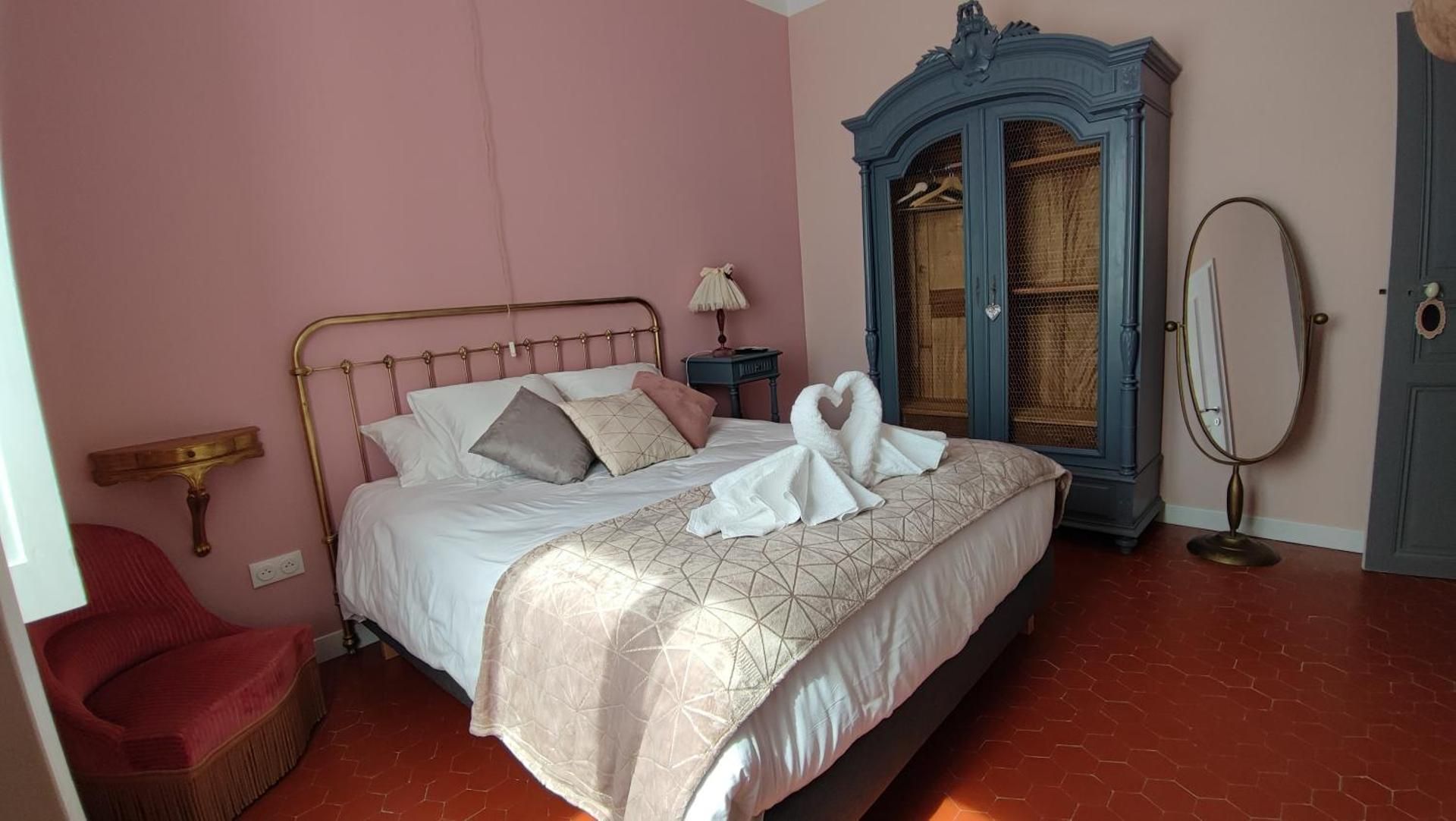 Deluxe Double Room with Castle View