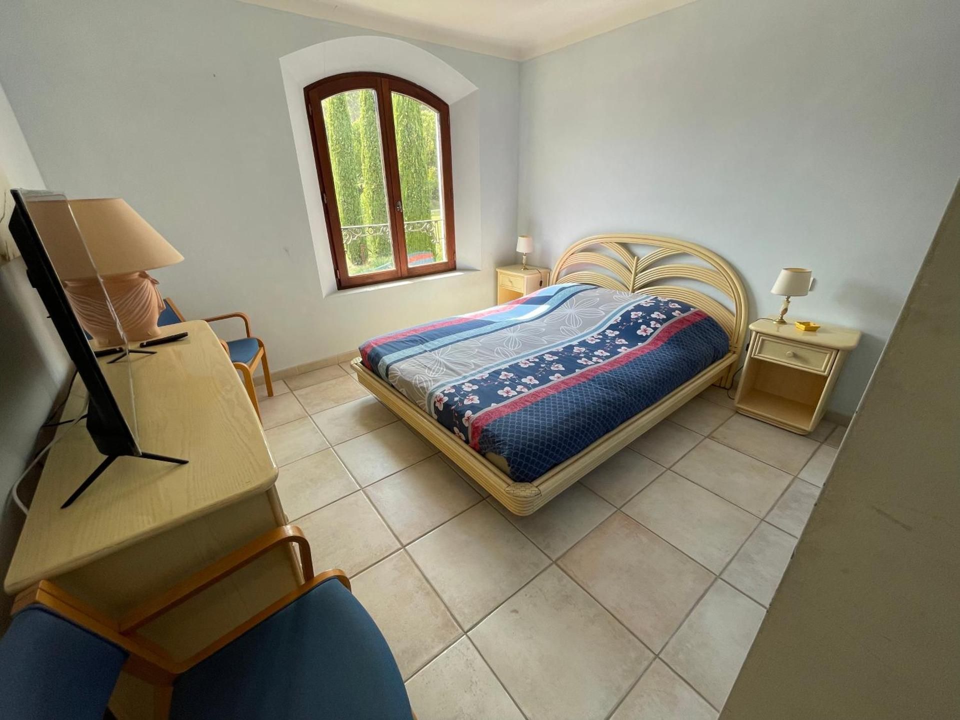 Deluxe Double Room with Shower