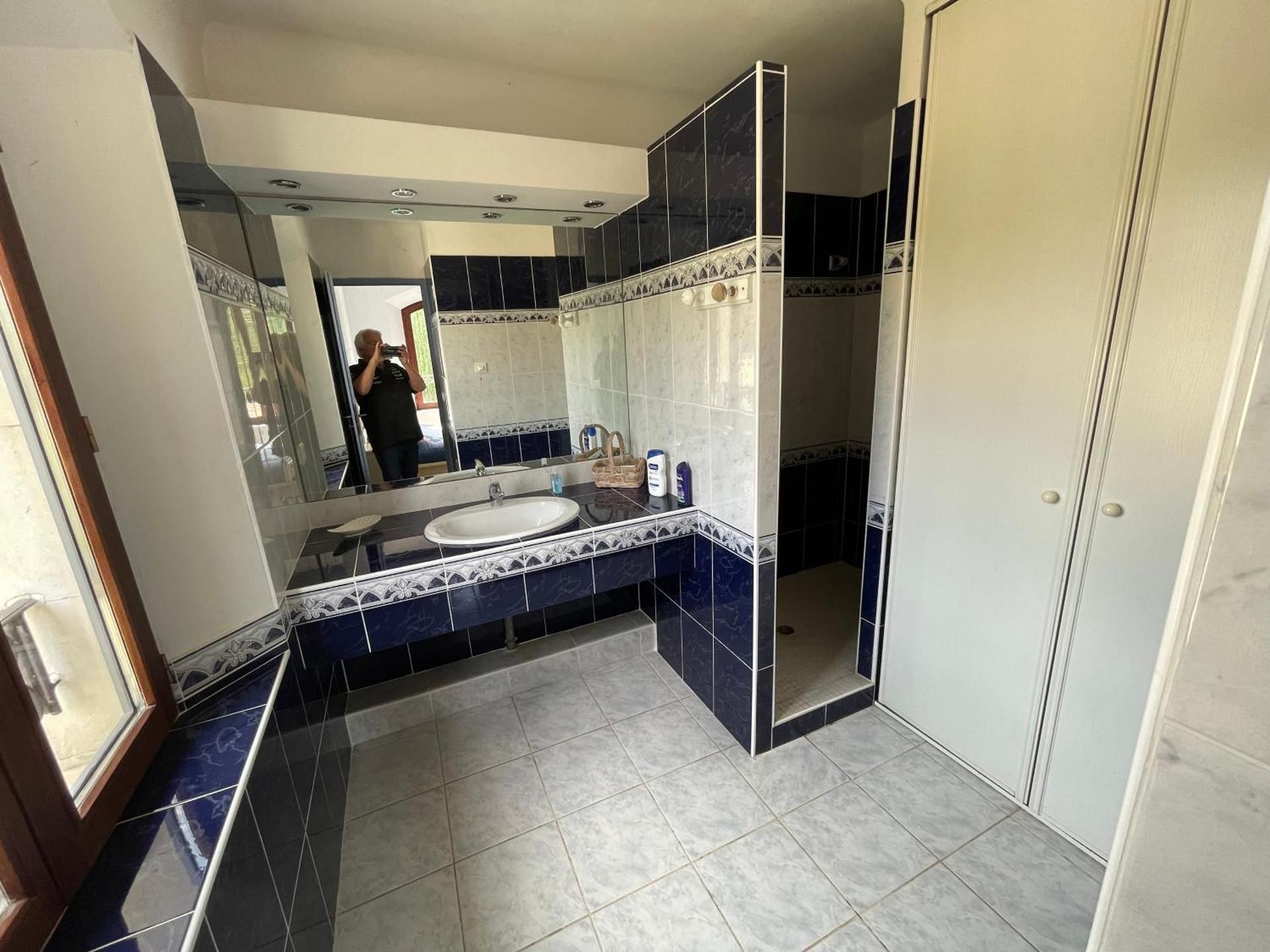 Deluxe Double Room with Shower