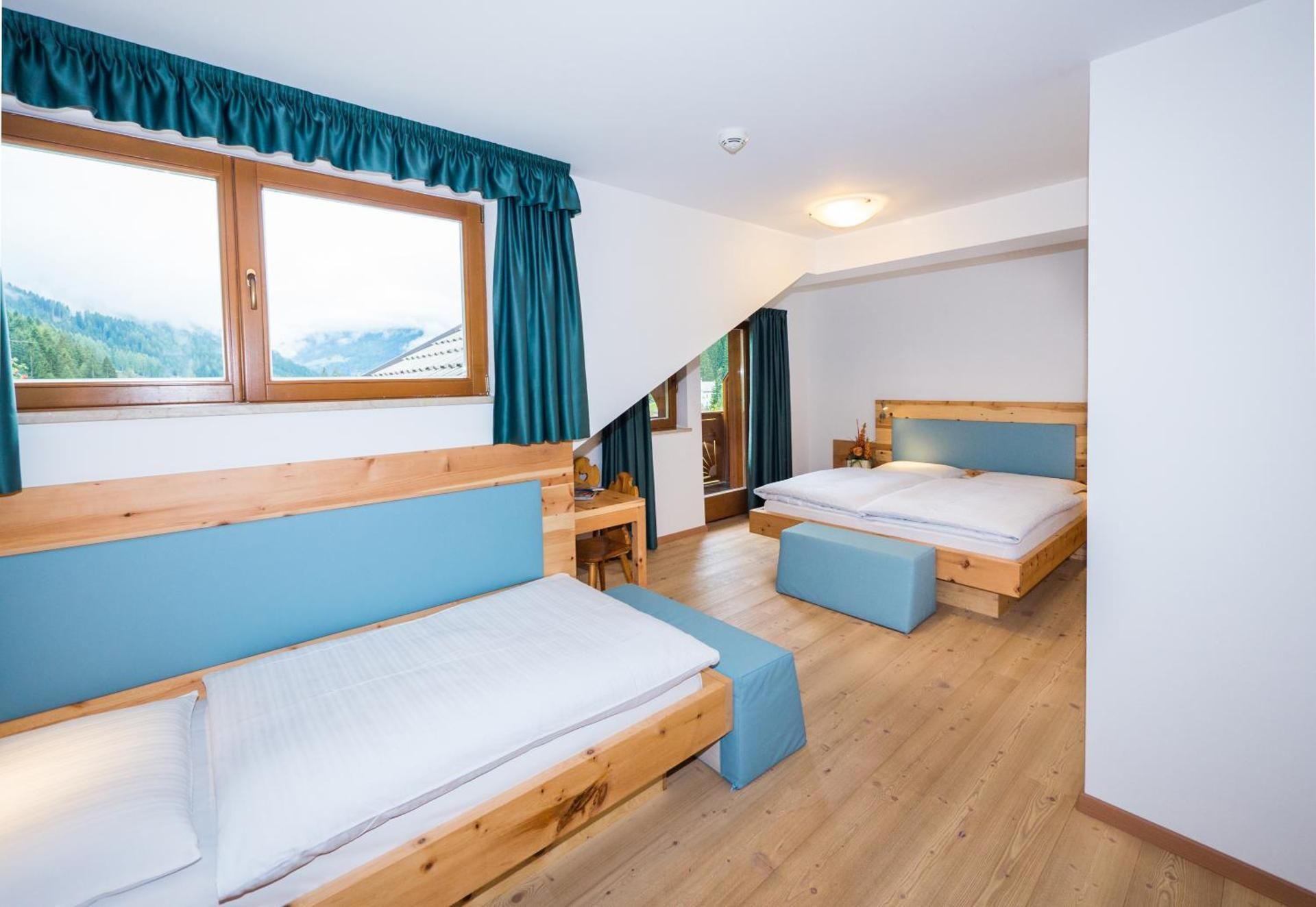 Deluxe Double Room with Shower