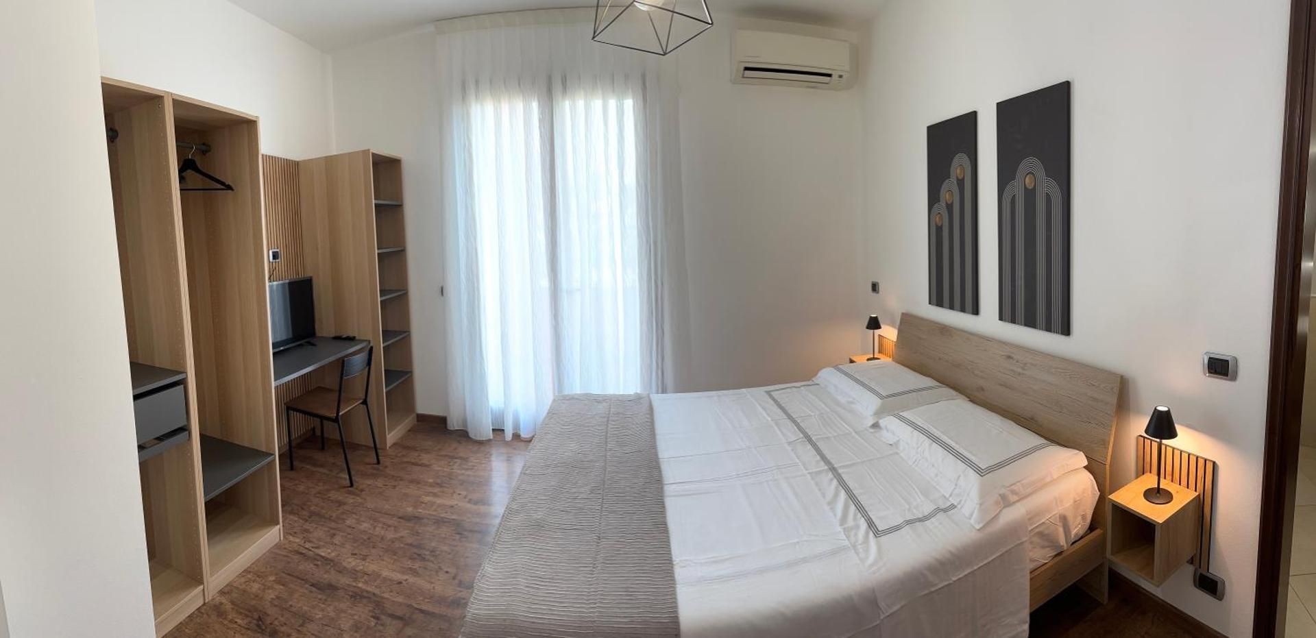 Double or Twin Room with Private Bathroom