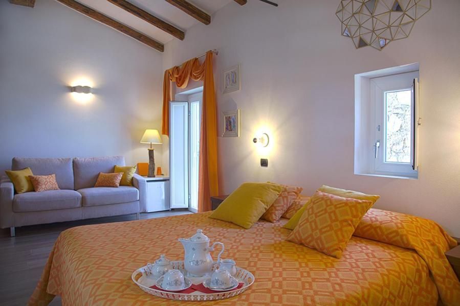 Family Room with Sea View