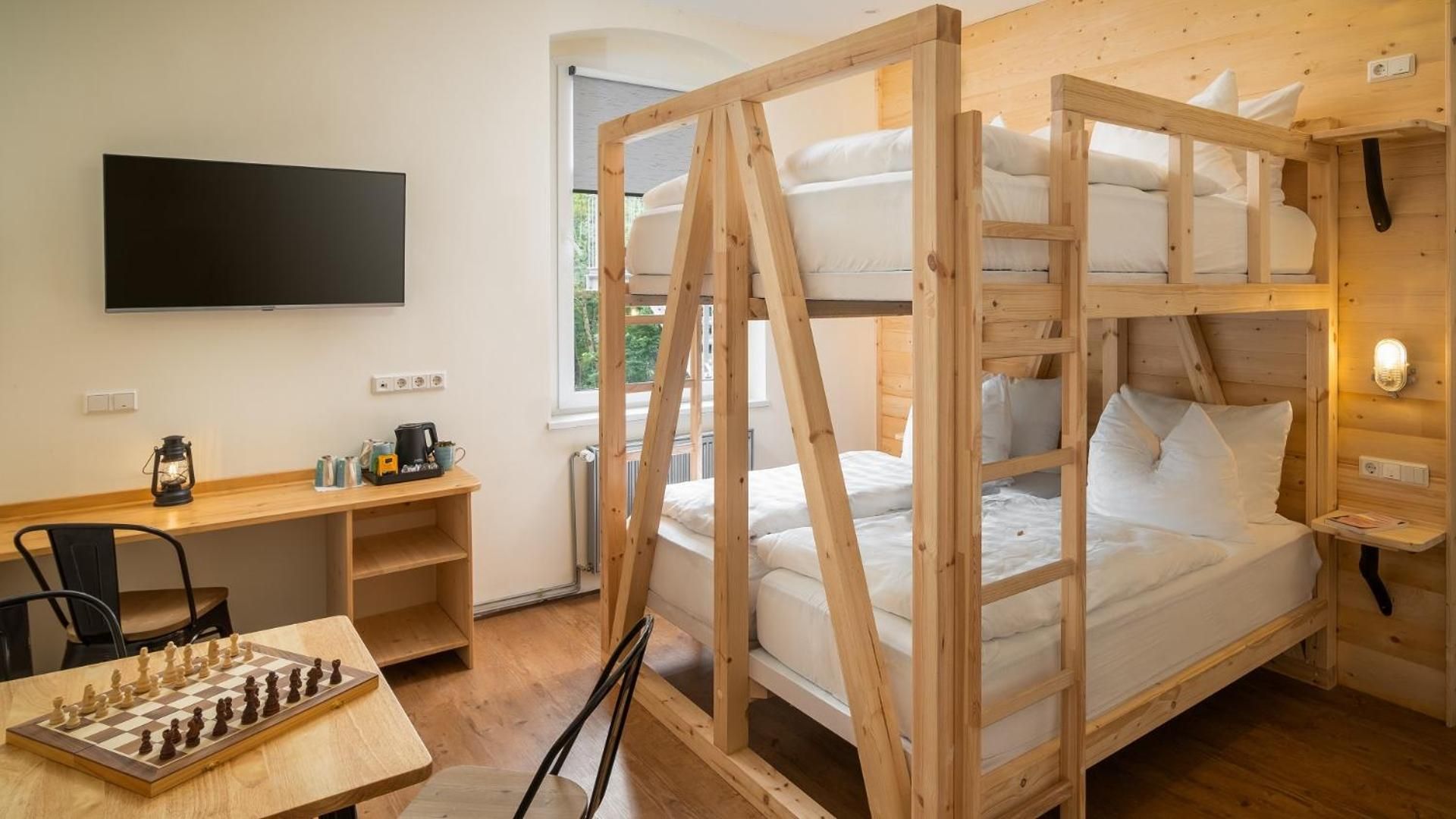 Quadruple Room with Mountain View