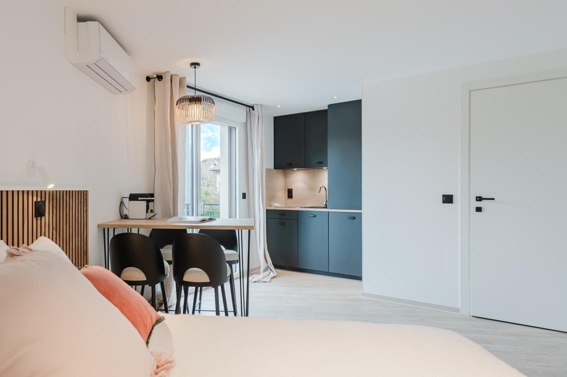 Studio Apartment with Balcony