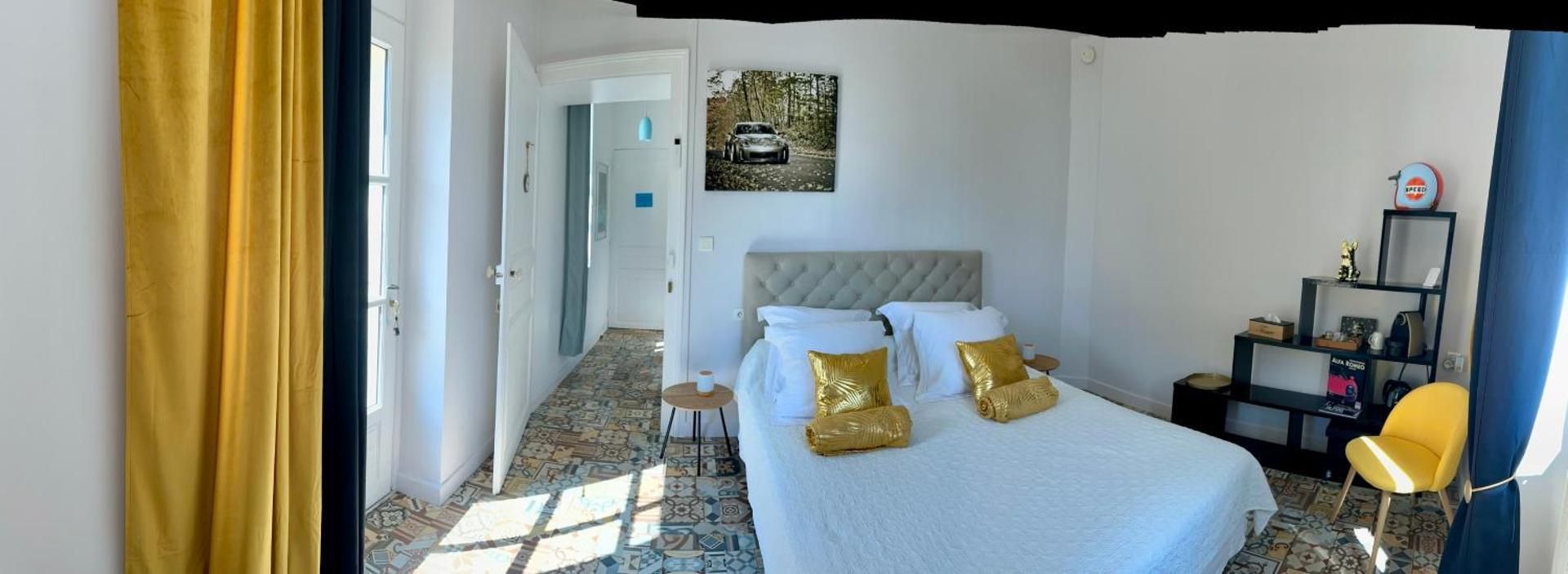 King Room