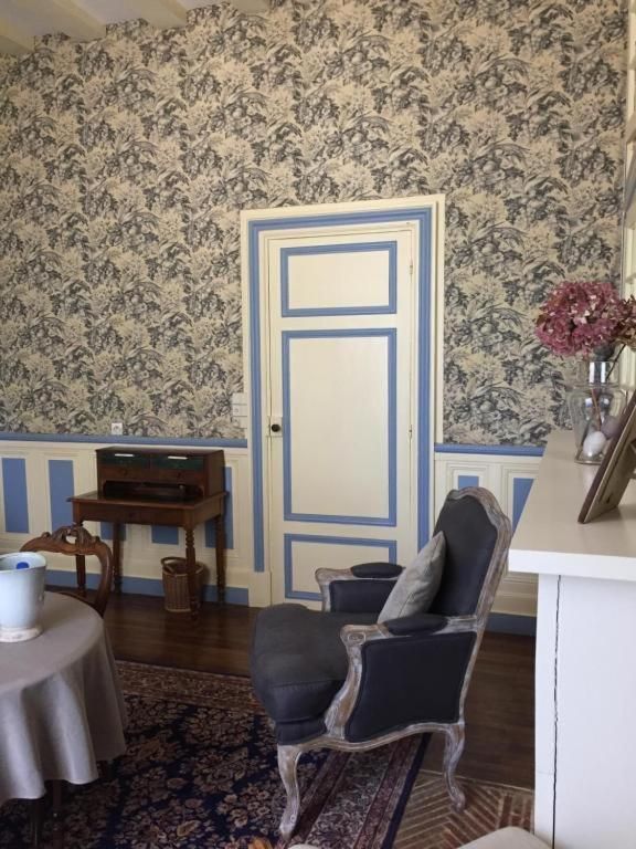 Jaune-et-Bleu-Double-Salle de bain