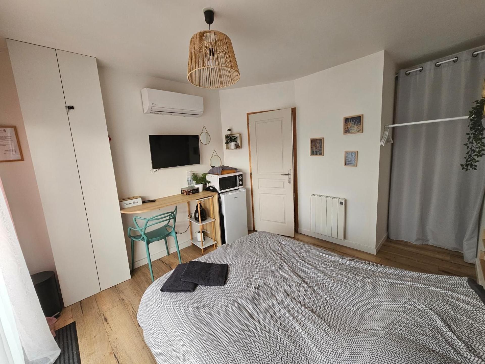 Double Room with Private Bathroom