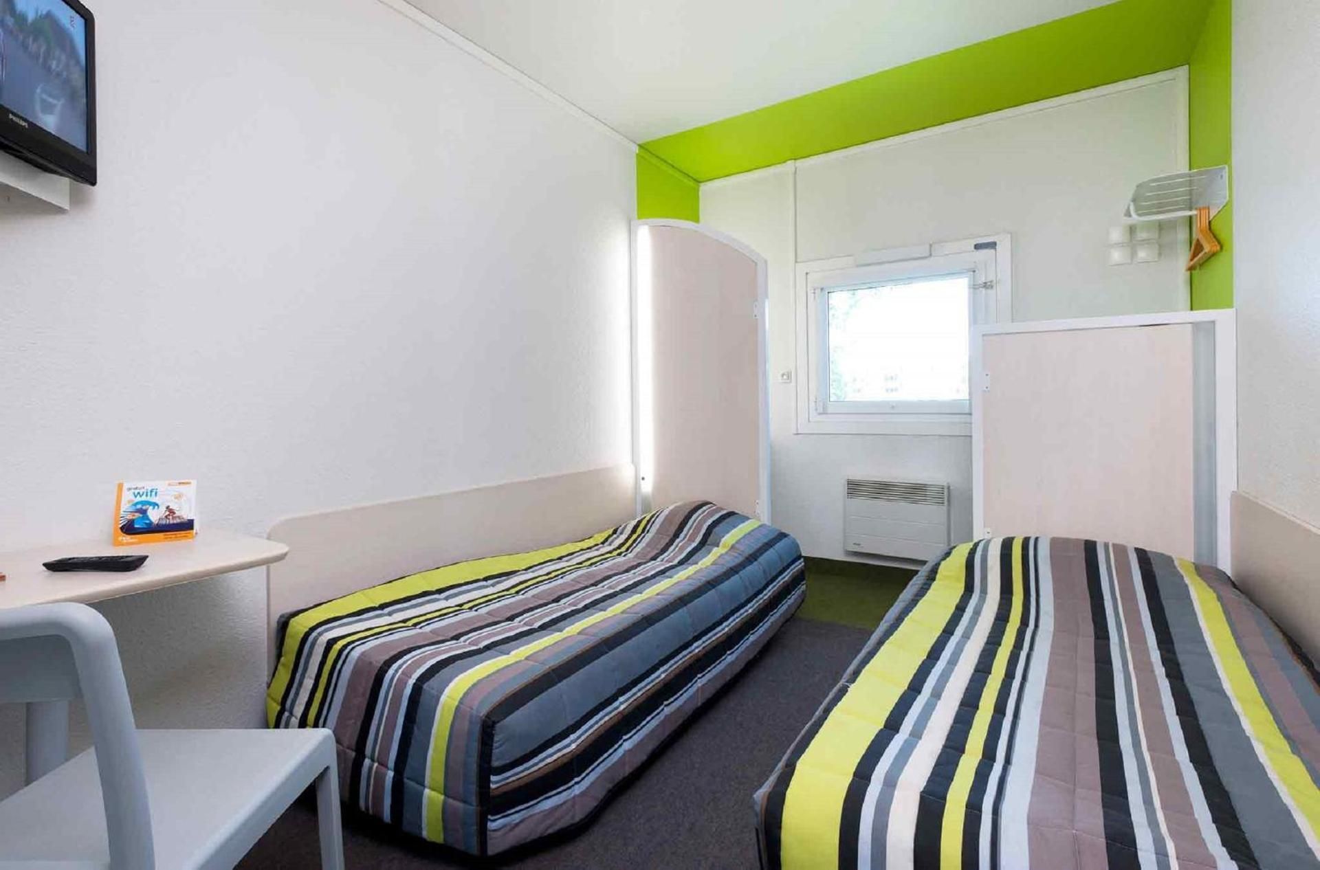 Twin Room with Shared Bathroom