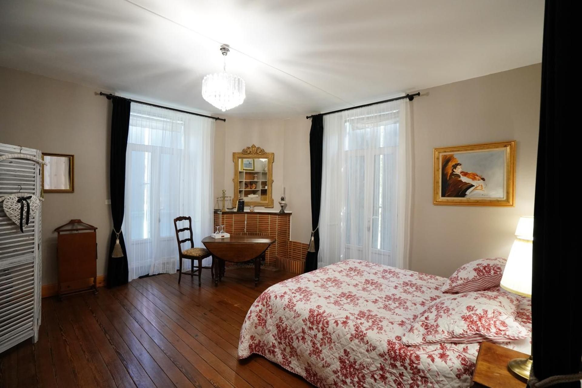 Quadruple Room with Private External Bathroom