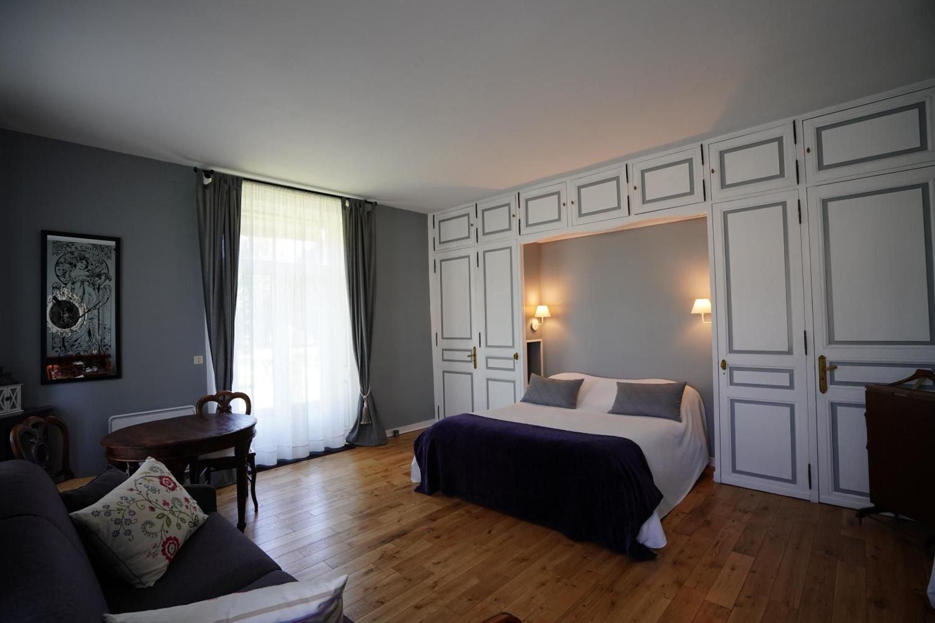 Chateau de Champblanc Junior Suite with Garden View