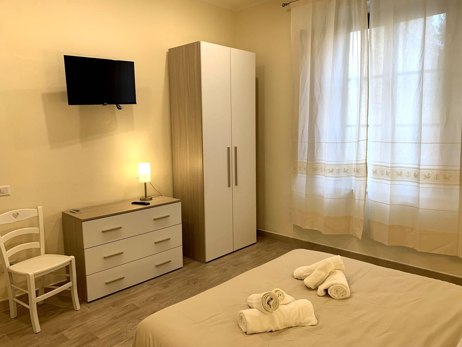 Domo Achenza Queen Room - Pet Friendly 3