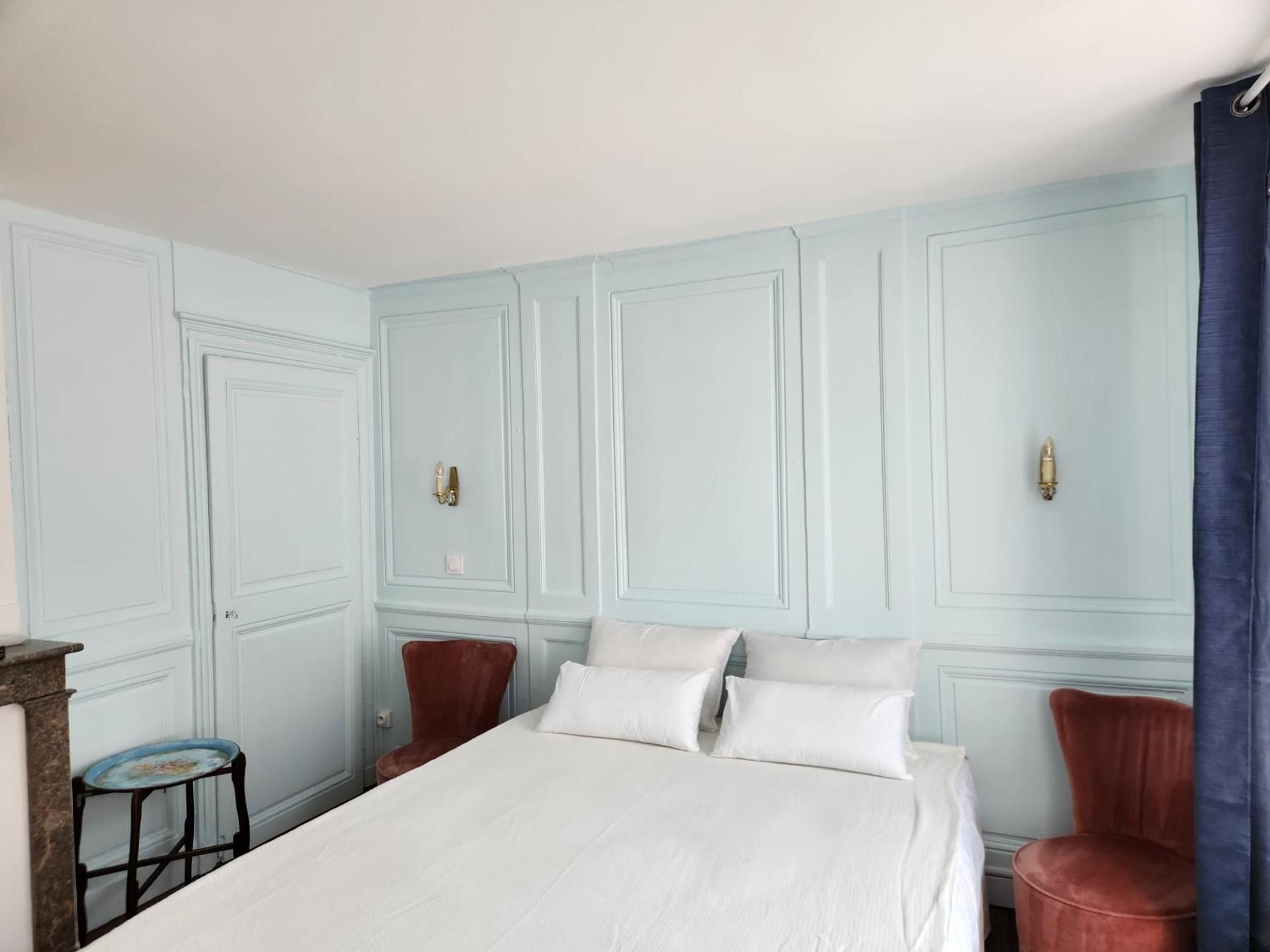 Deluxe Double Room with Shower