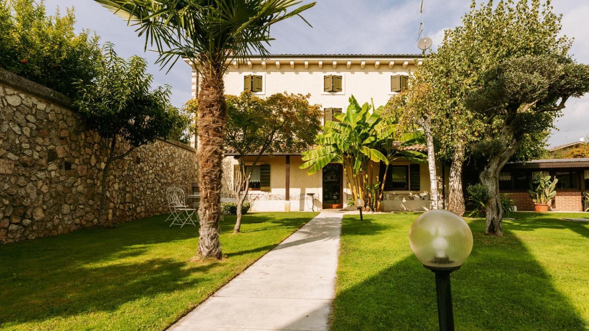 B&B Antico Borgo Marcemigo
