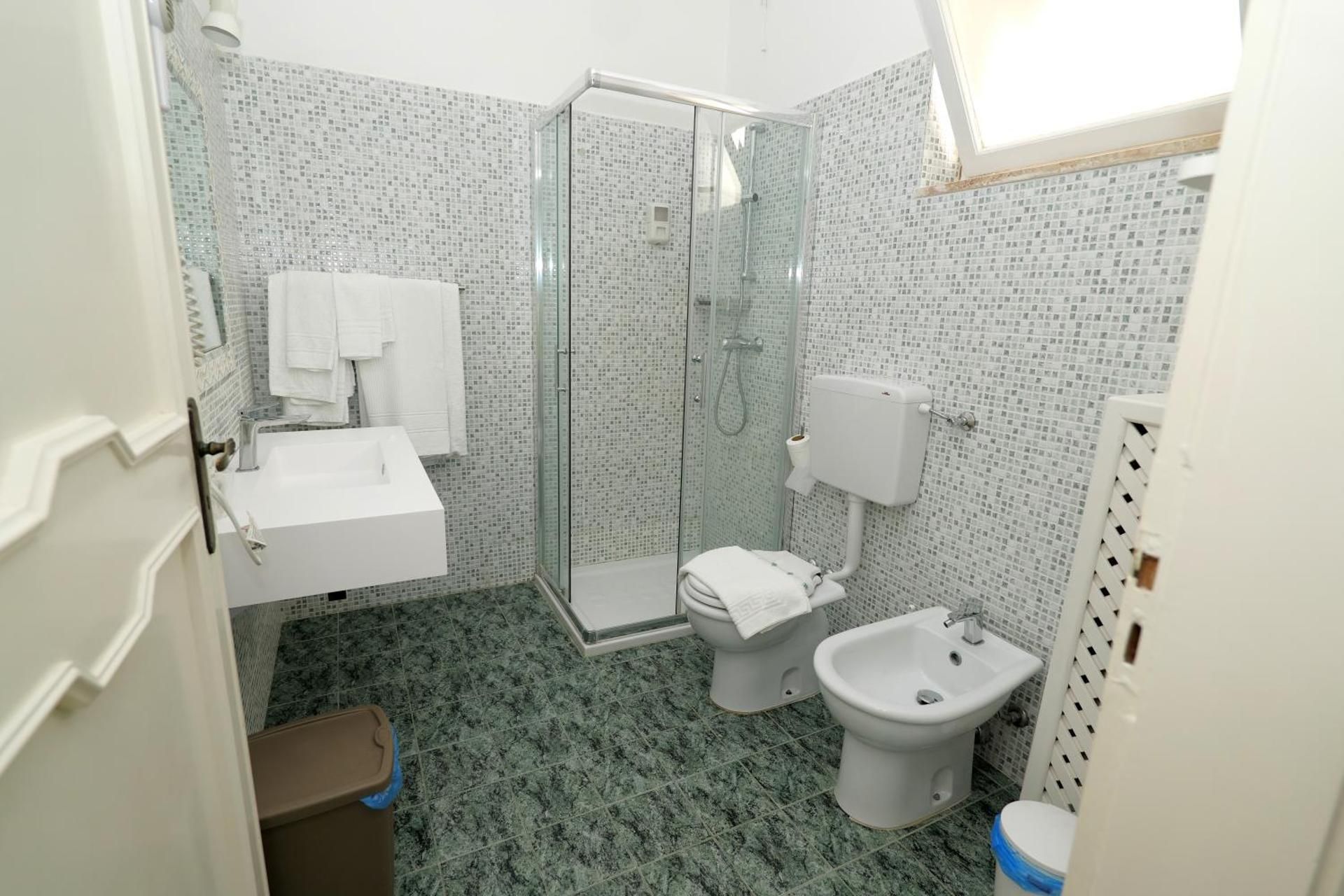 Hotel Il Vascello Standard Double Room 3