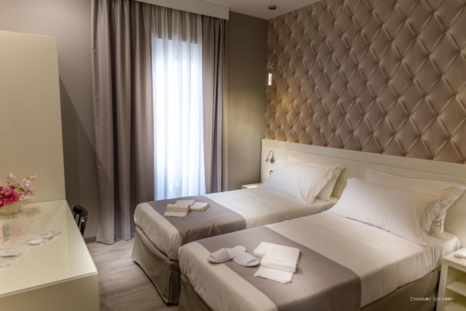 HOLYGOLD Suite **** Deluxe Double or Twin Room with Balcony