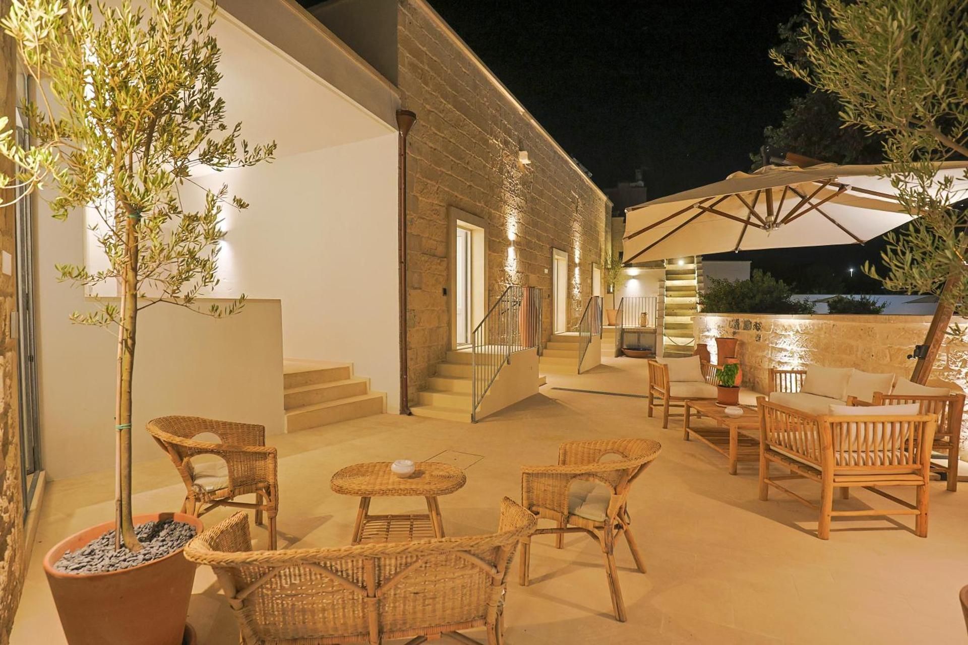 DON GEROLAMO Dimora Storica con piscina