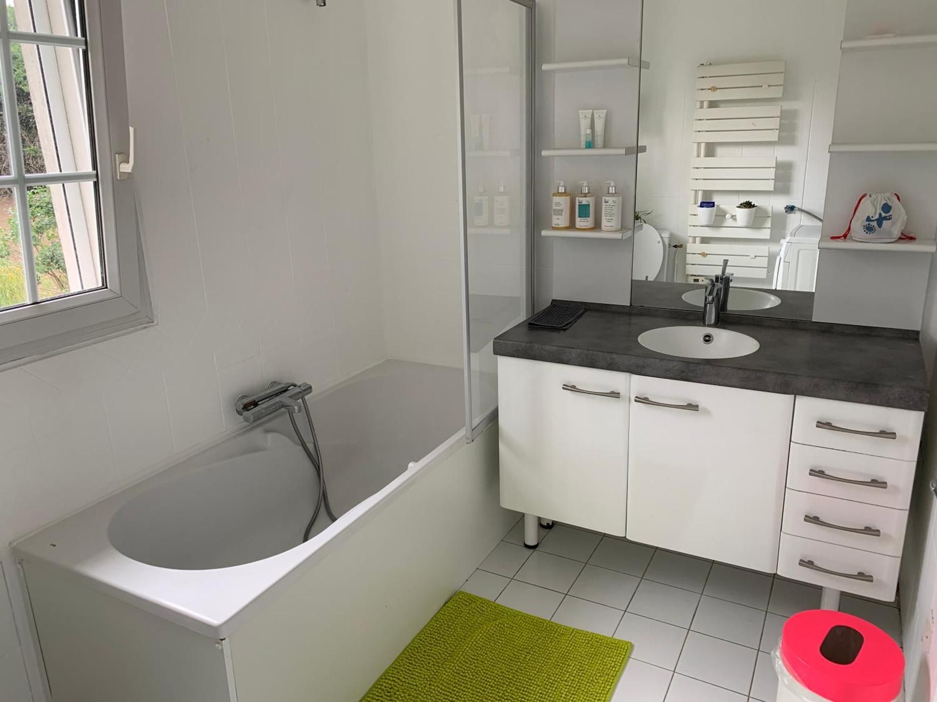 Apartment - Split Level