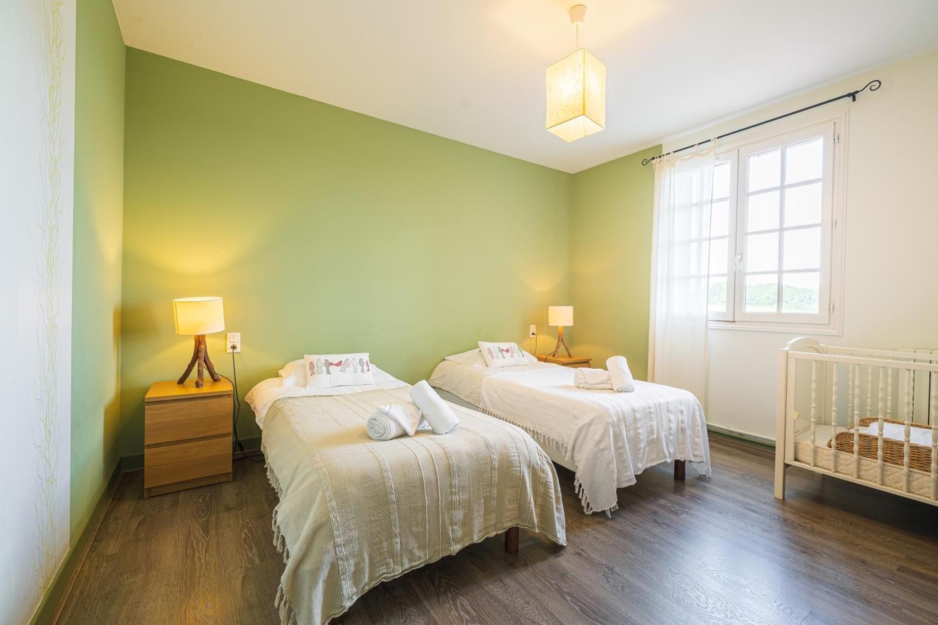 Le Vallon De Guerry Family Room with Private Bathroom