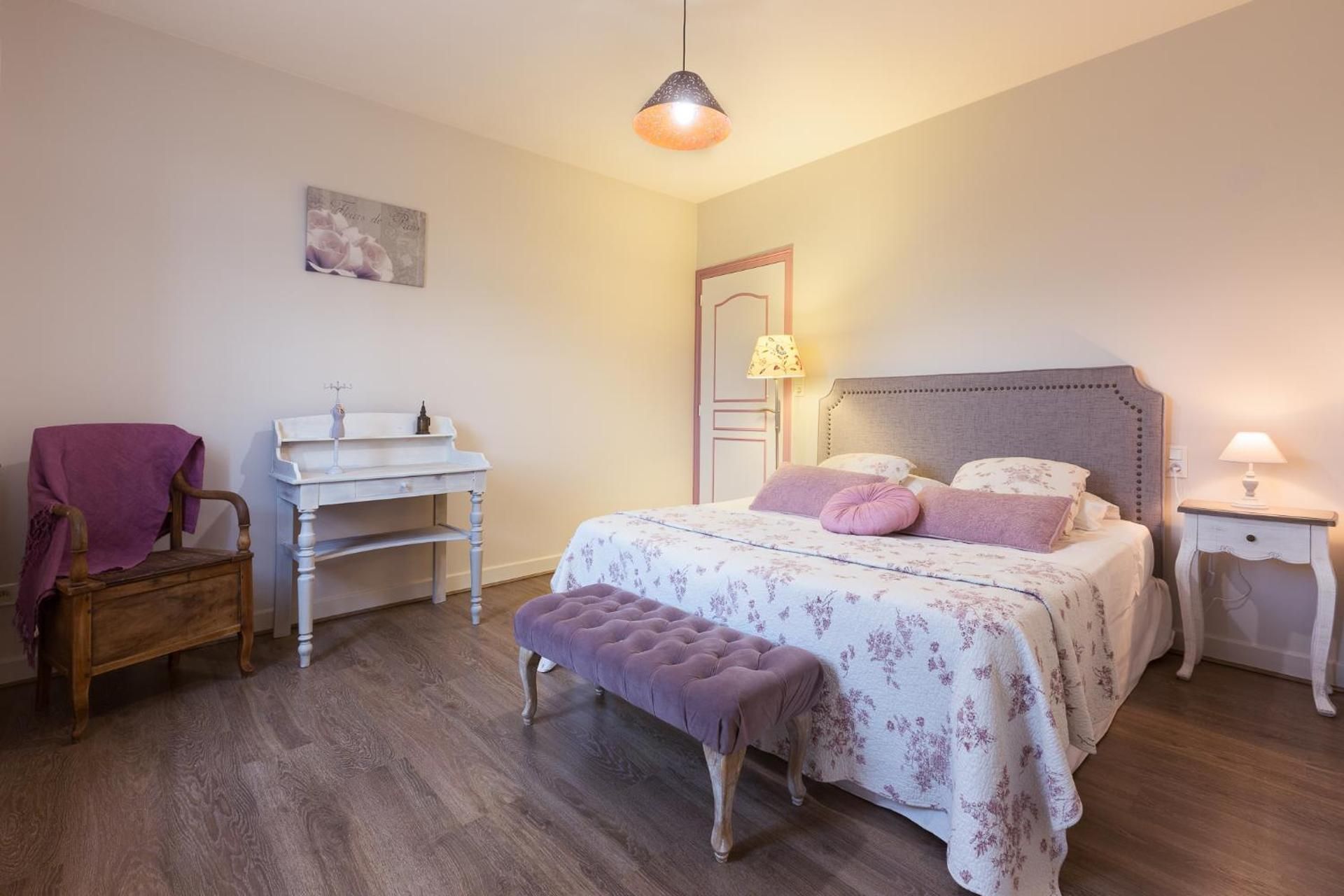 Le Vallon De Guerry Suite with Spa Access