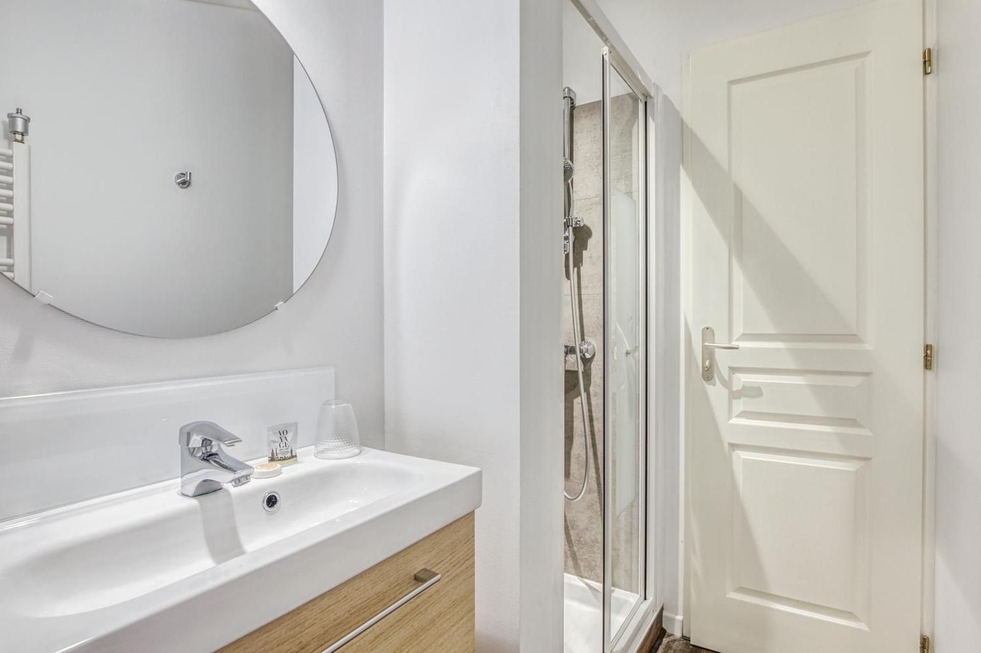 Hotel des Voyageurs Centre Bastide Small Attic Room 3