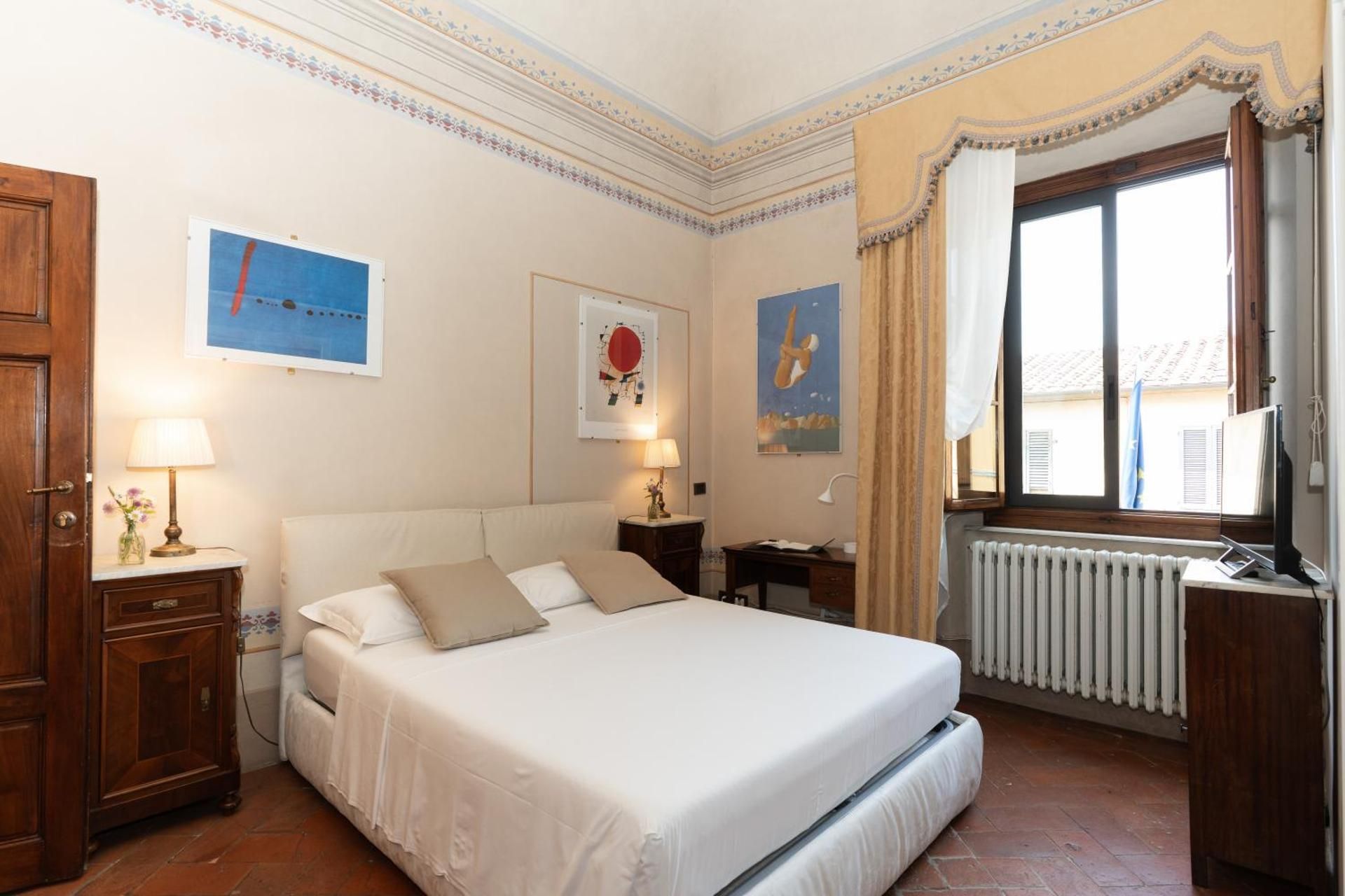 Double Room with Private External Bathroom
