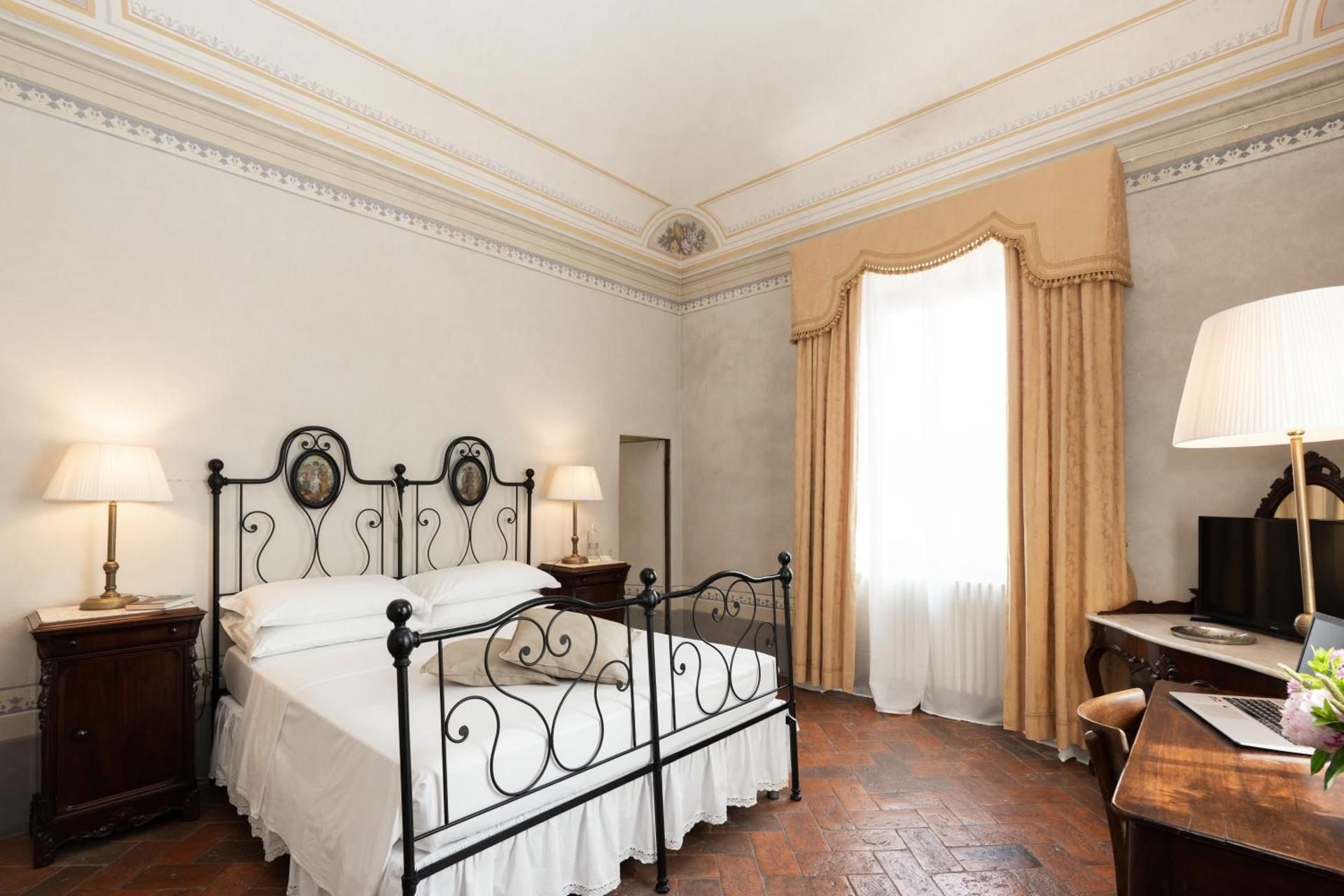 Deluxe Junior Suite