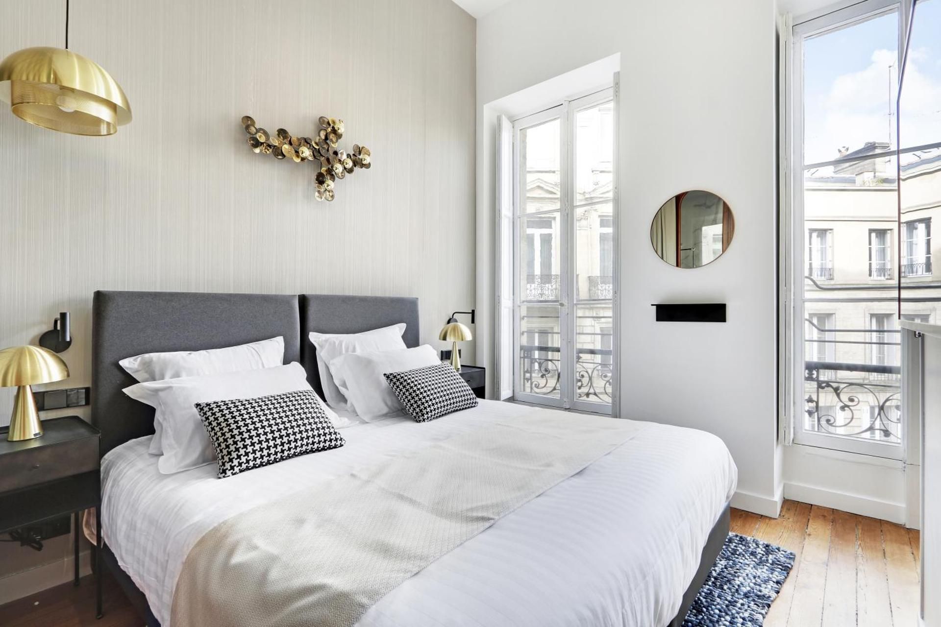 Maison Labruyere Bordeaux - Jardin Public Deluxe Apartment