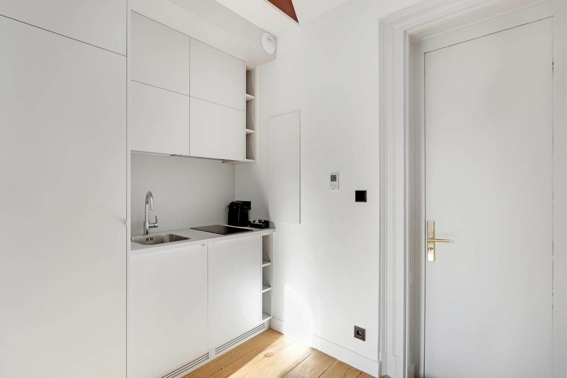 Maison Labruyere Bordeaux - Jardin Public Suite with Garden View 3