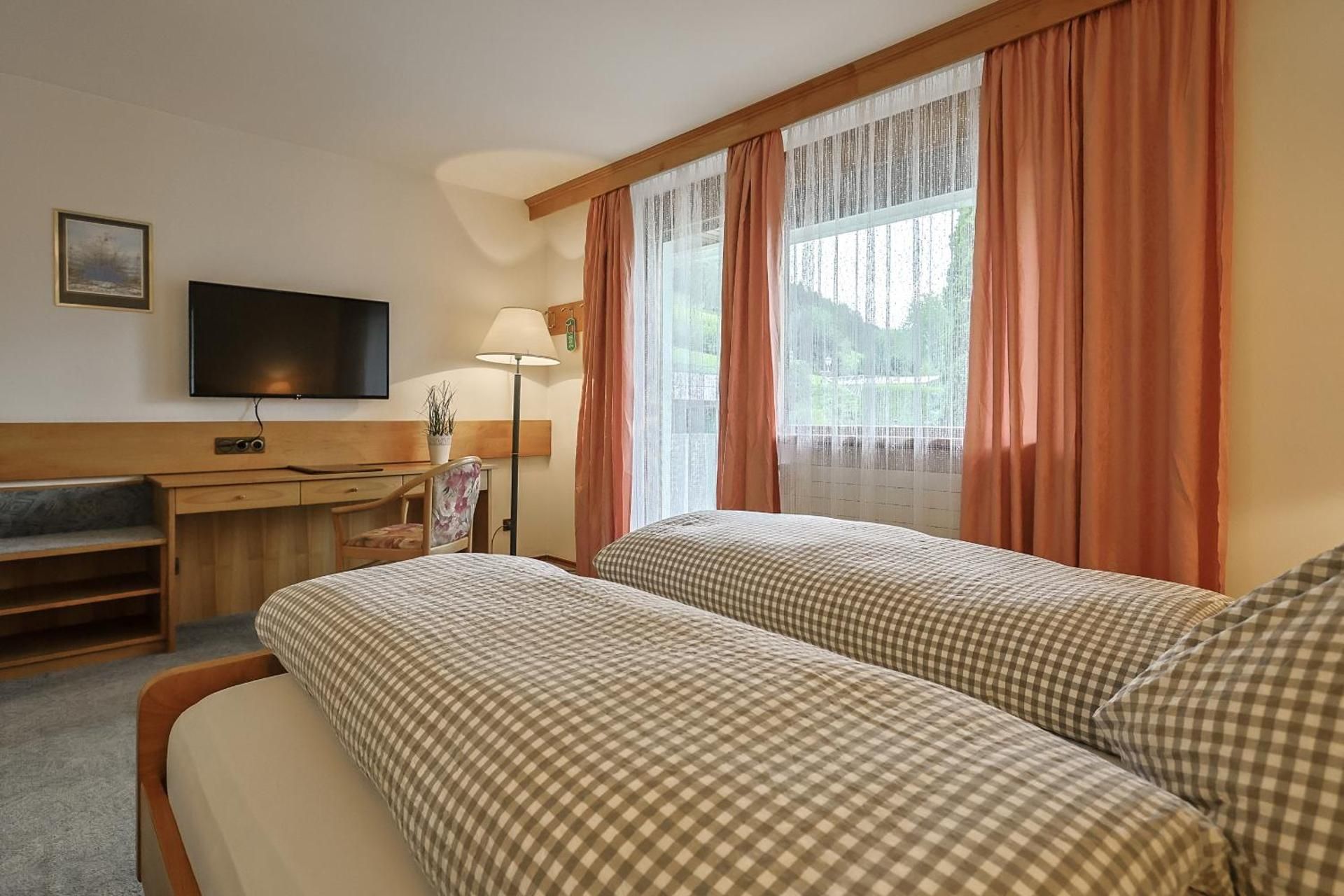 Double Room with Private Bathroom